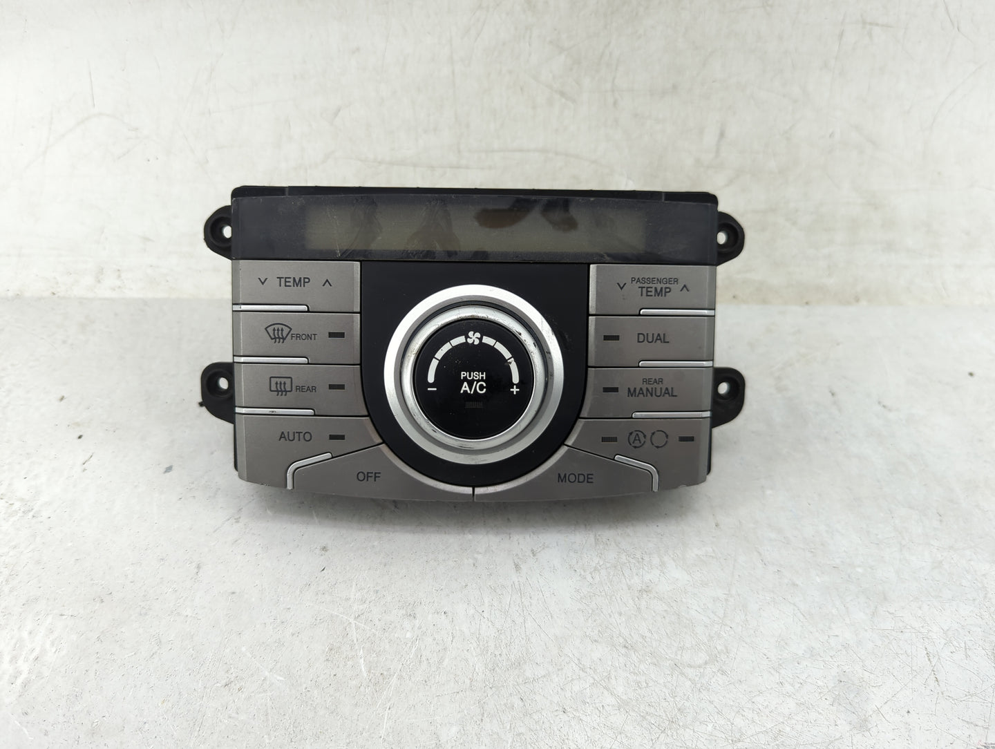 2007 Hyundai Veracruz Climate Control Module Temperature AC/Heater Replacement P/N:97250-3JXXX Fits OEM Used Auto Parts - Oe