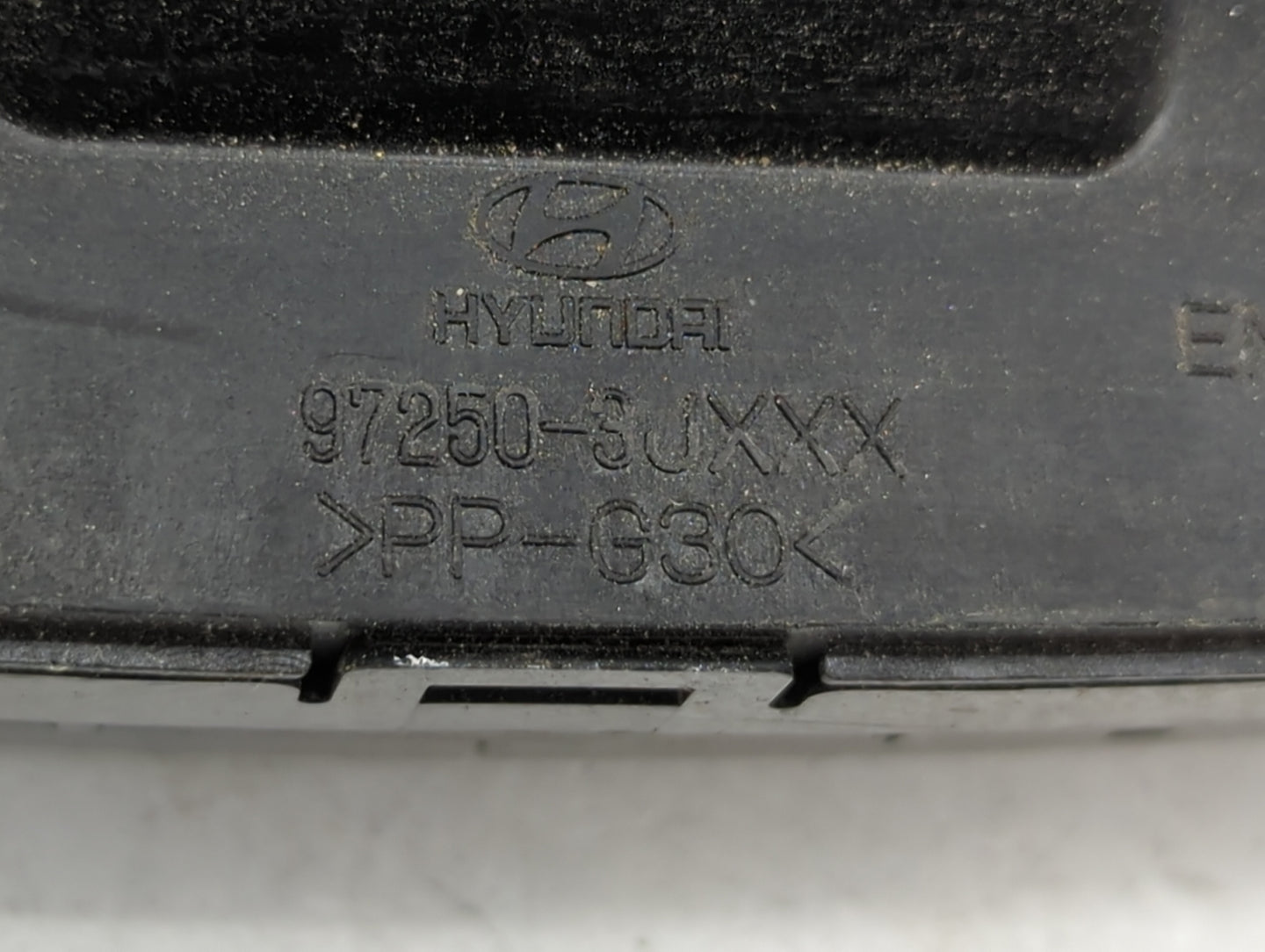 2007 Hyundai Veracruz Climate Control Module Temperature AC/Heater Replacement P/N:97250-3JXXX Fits OEM Used Auto Parts - Oe