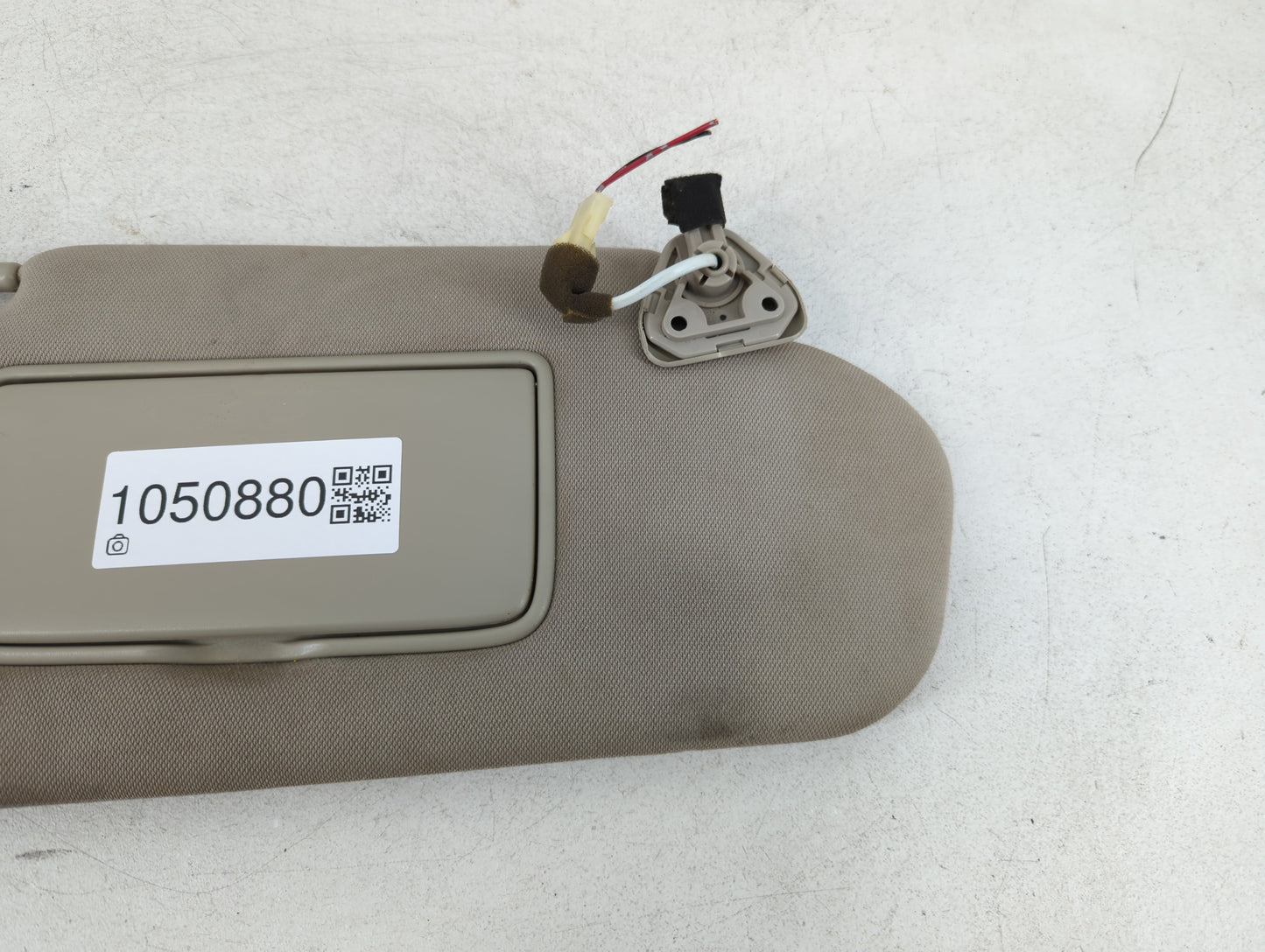 2006-2008 Infiniti Fx35 Sun Visor Shade Replacement Passenger Right Mirror Fits Fits 2006 2007 2008 OEM Used Auto Parts - Oe