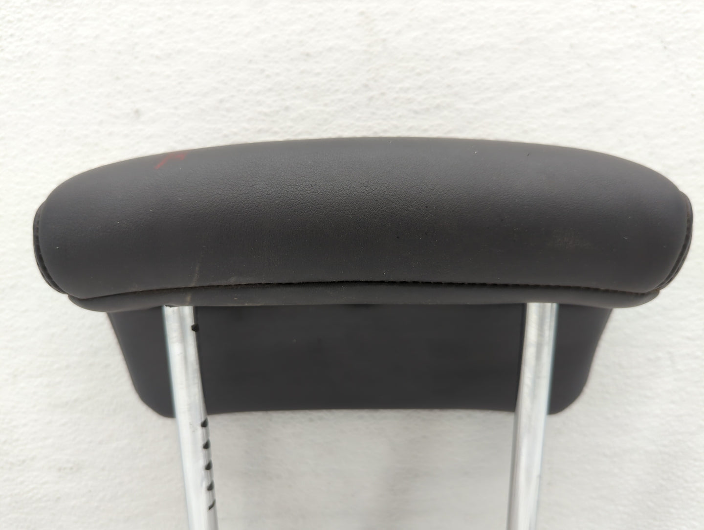 2007-2008 Infiniti Fx35 Headrest Head Rest Rear Seat Black - Oemusedautoparts1.com