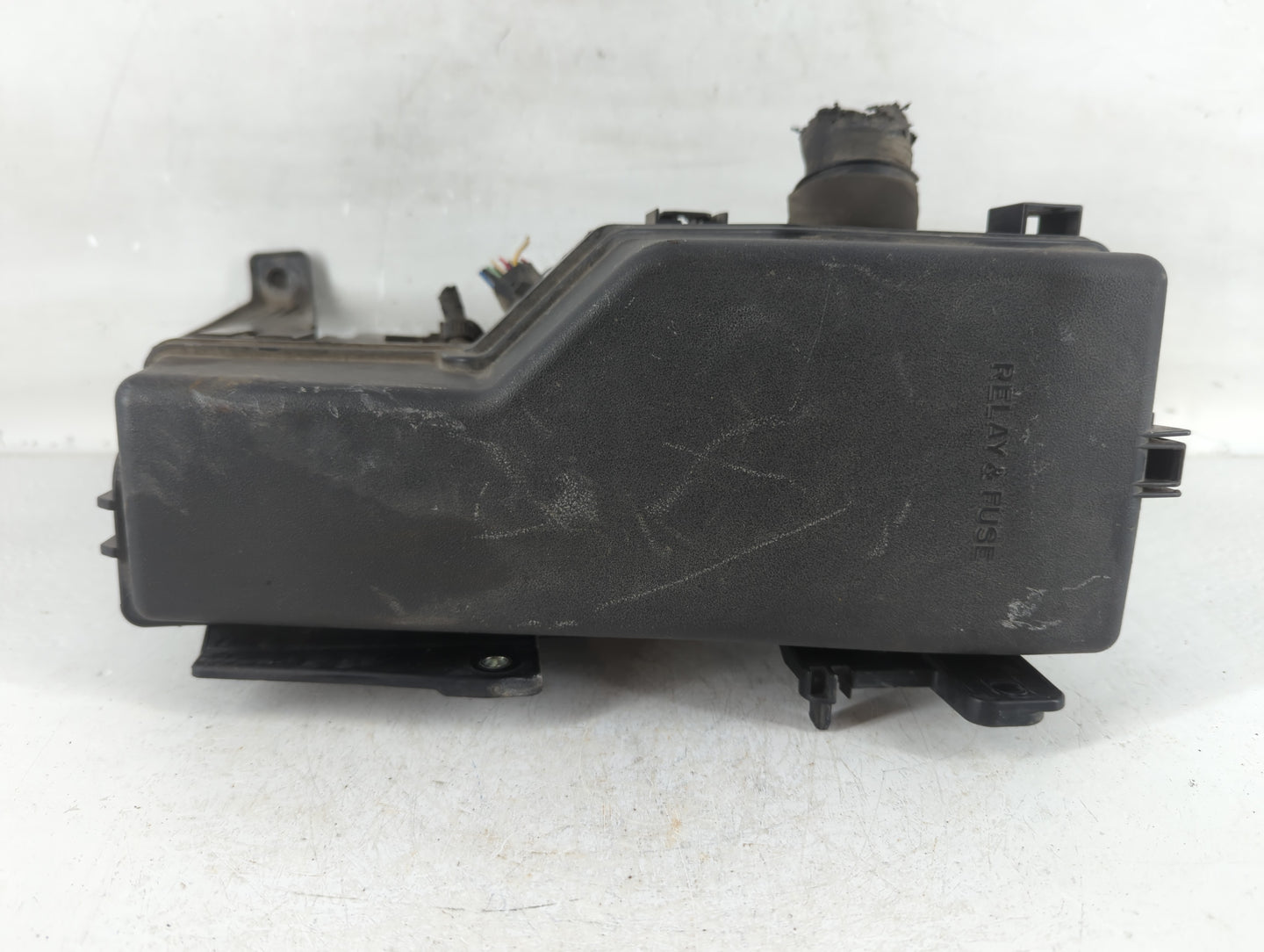 2003-2008 Infiniti Fx35 Fusebox Fuse Box Panel Relay Module P/N:82720-33080 Fits Fits 2003 2004 2005 2006 2007 2008 OEM Used