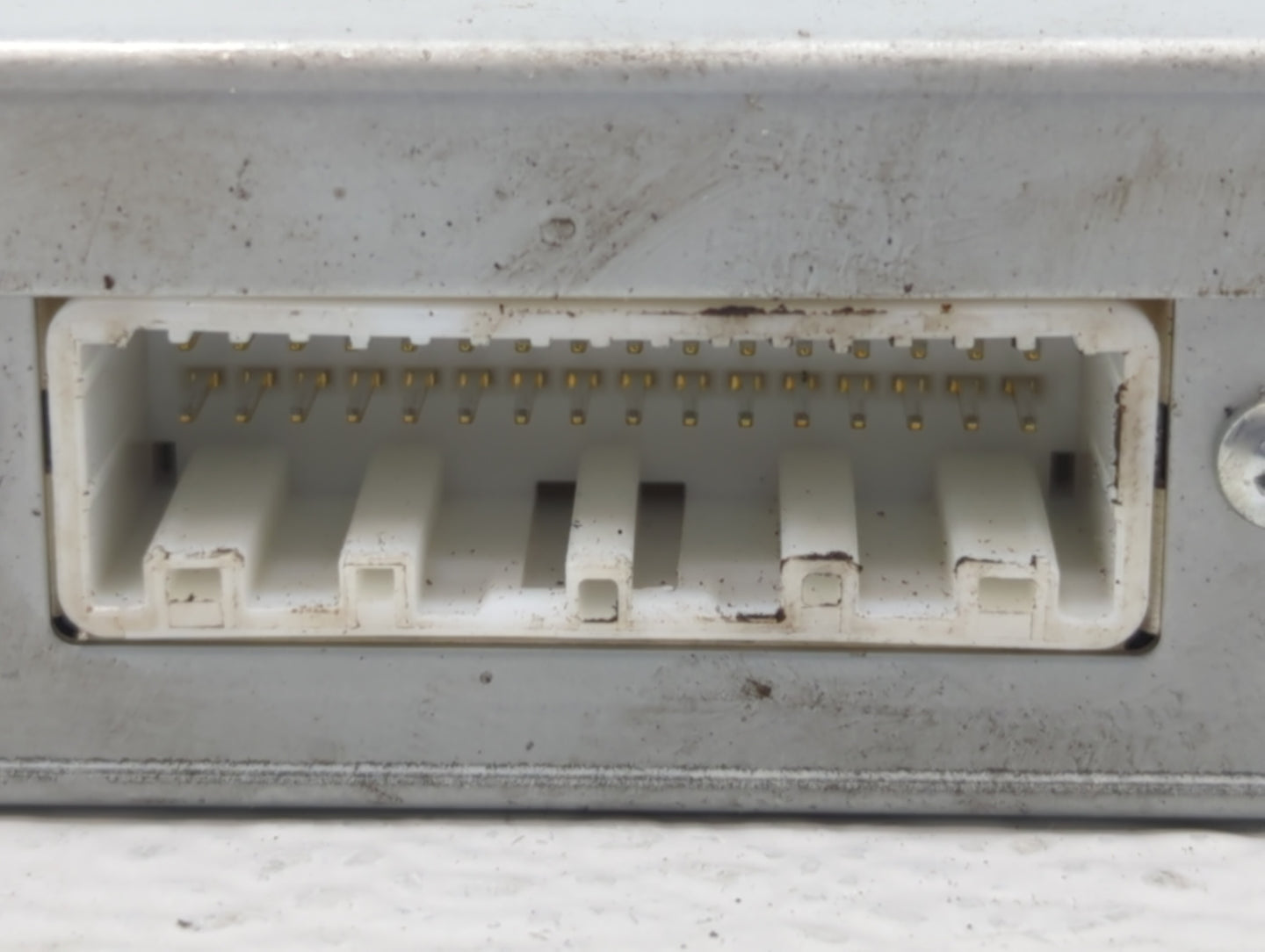 2006-2006 Infiniti Fx45 Chassis Control Module Ccm Bcm Body Control - Oemusedautoparts1.com