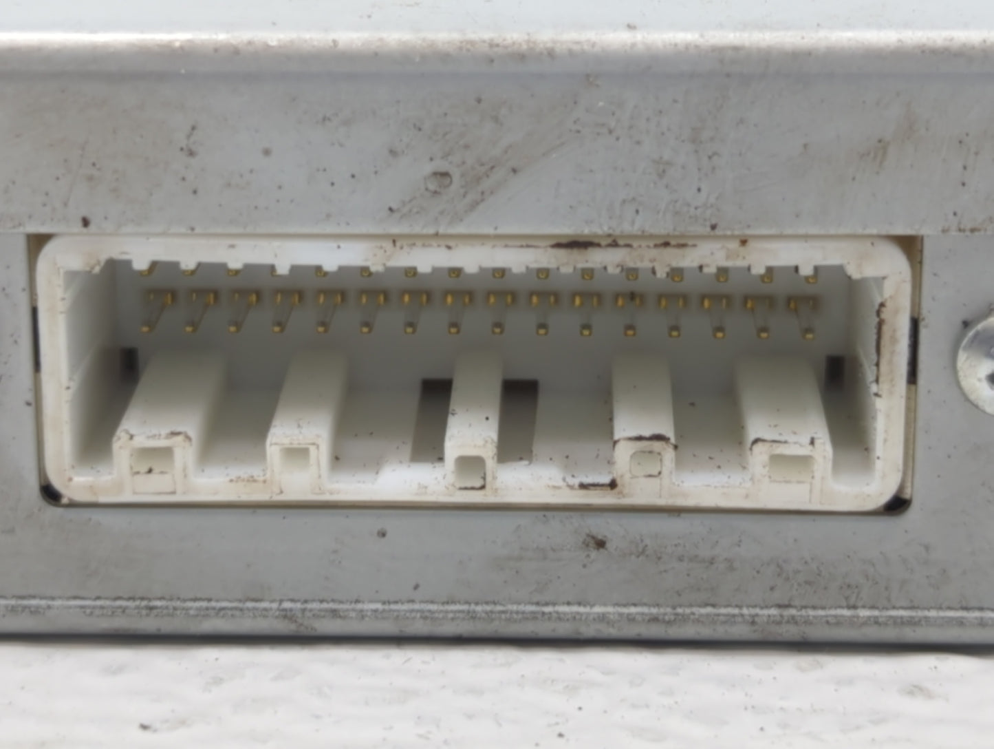 2006-2006 Infiniti Fx45 Chassis Control Module Ccm Bcm Body Control - Oemusedautoparts1.com