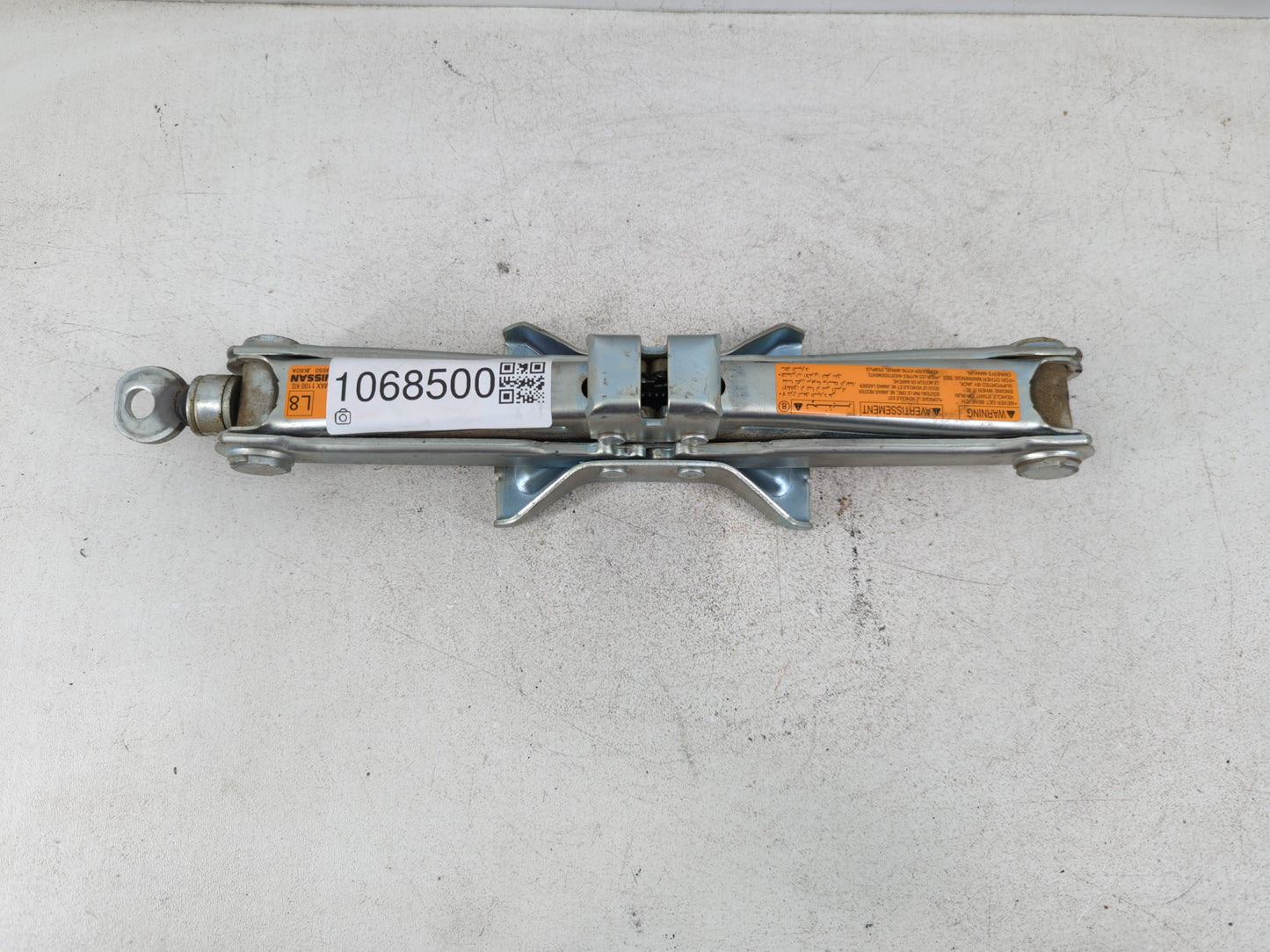 2007 Infiniti G35 Spare Scissor Car Jack - Oemusedautoparts1.com