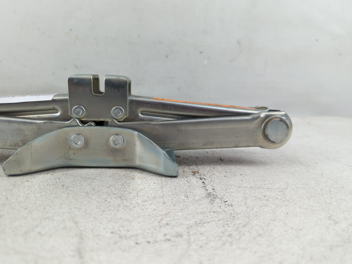 2007 Infiniti G35 Spare Scissor Car Jack - Oemusedautoparts1.com