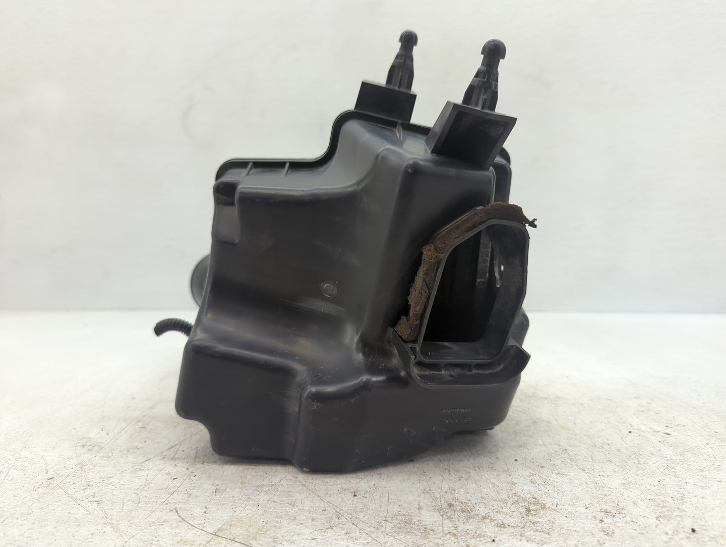 2007-2008 Infiniti G35 Air Cleaner Intake-duct Hose Tube - Oemusedautoparts1.com
