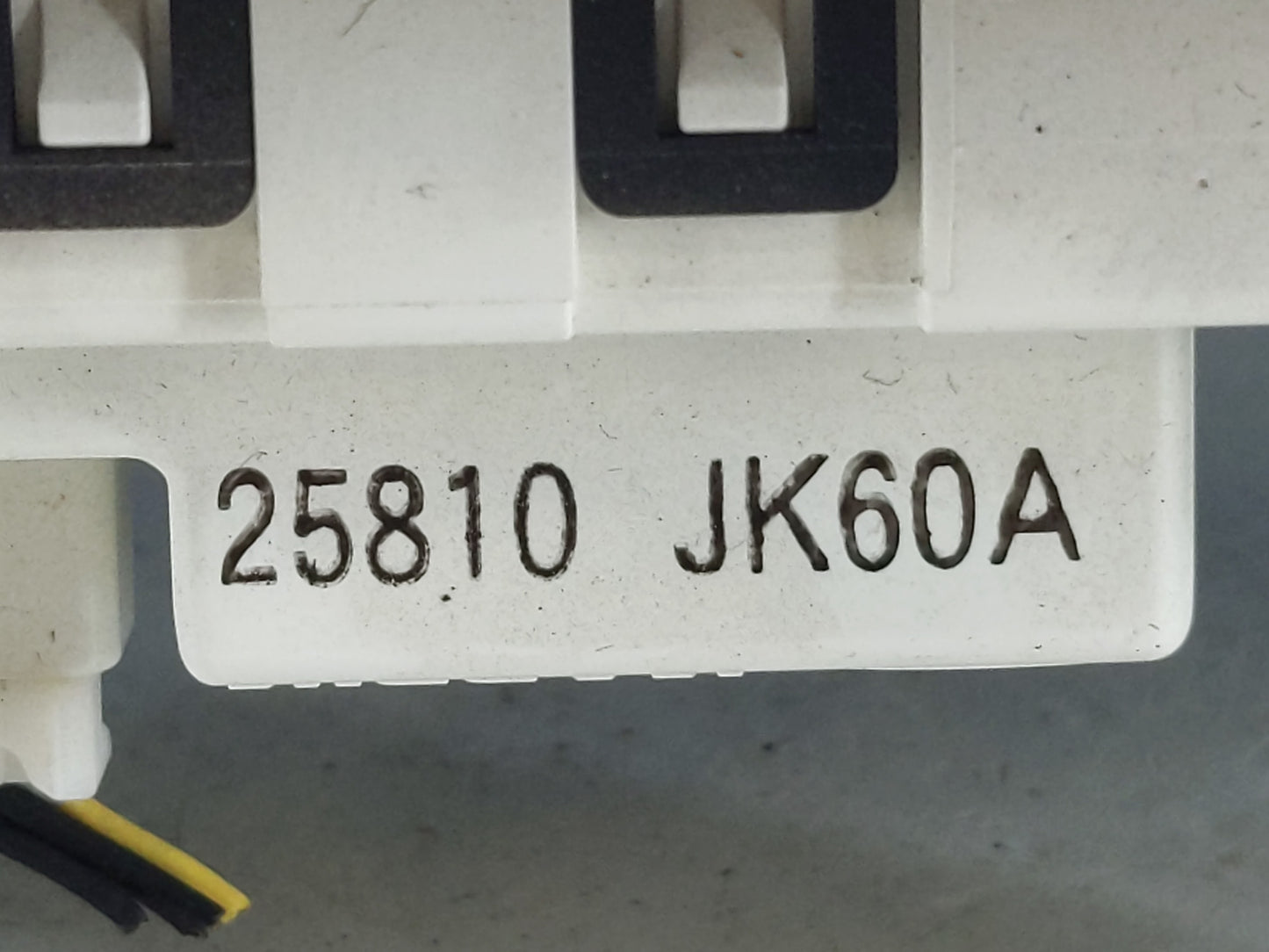 2005-2007 Infiniti G35 Radio AM FM Cd Player Receiver Replacement P/N:25810 JK60A Fits Fits 2005 2006 2007 OEM Used Auto Par