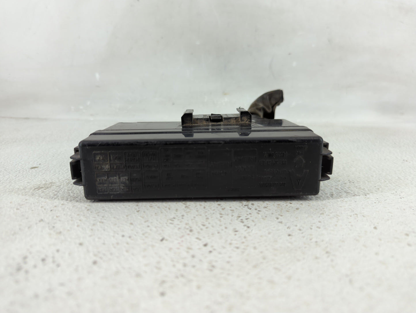 2006-2007 Infiniti G35 Fusebox Fuse Box Panel Relay Module Fits Fits 2006 2007 OEM Used Auto Parts - Oemusedautoparts1.com