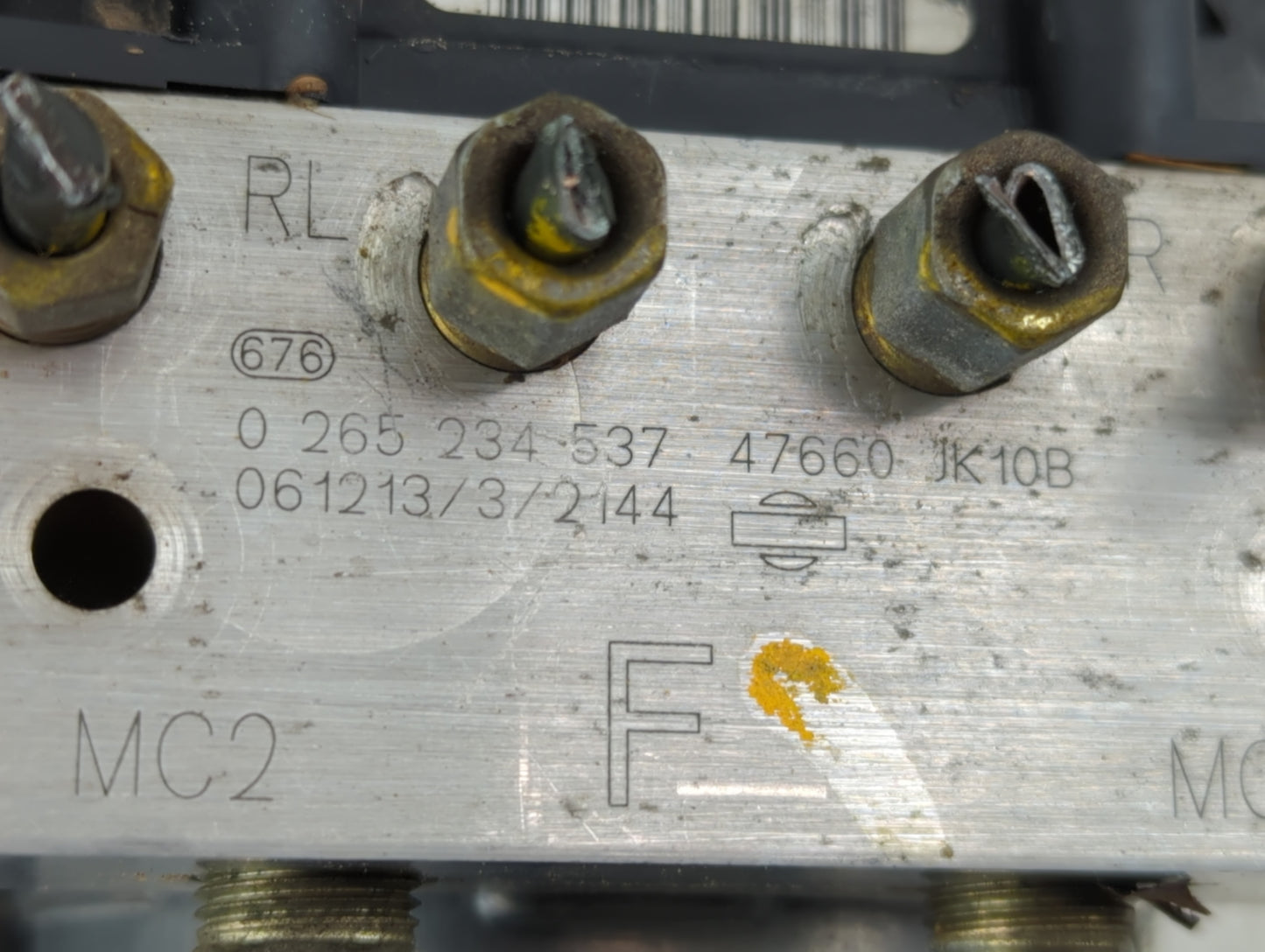 2007-2008 Infiniti G35 ABS Pump Control Module Replacement P/N:47660 JK10B 0 265 234 537 Fits Fits 2007 2008 OEM Used Auto P
