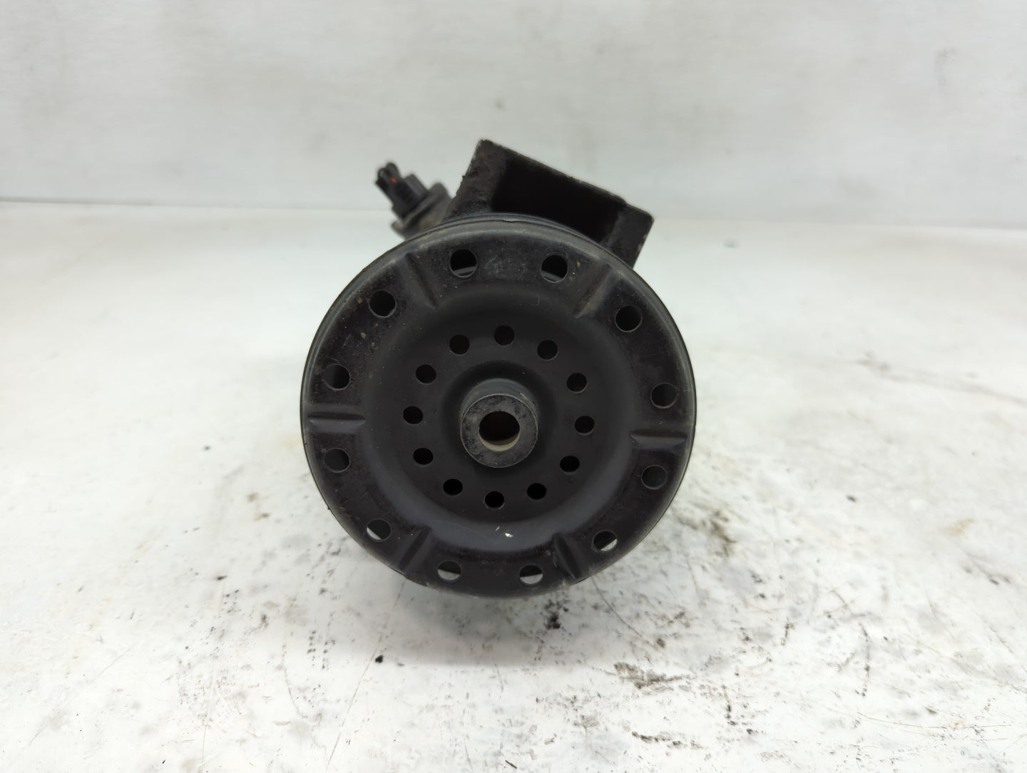 2003-2007 Infiniti G35 Air Conditioning A/c Ac Compressor Oem - Oemusedautoparts1.com