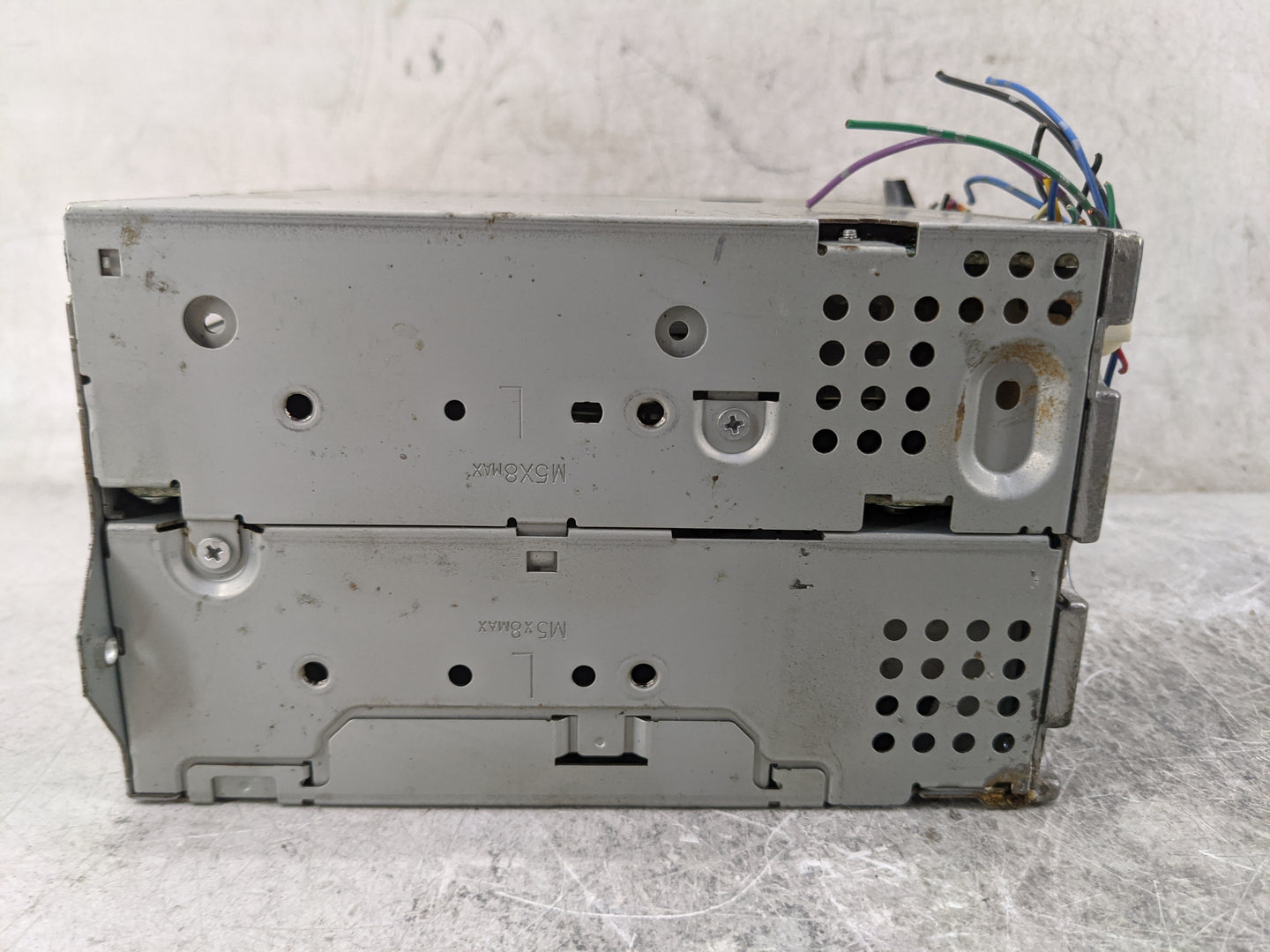 2007 Infiniti G35 Radio AM FM Cd Player Receiver Replacement P/N:FA032072A FF012025A1, FA0710278 Fits OEM Used Auto Parts - 