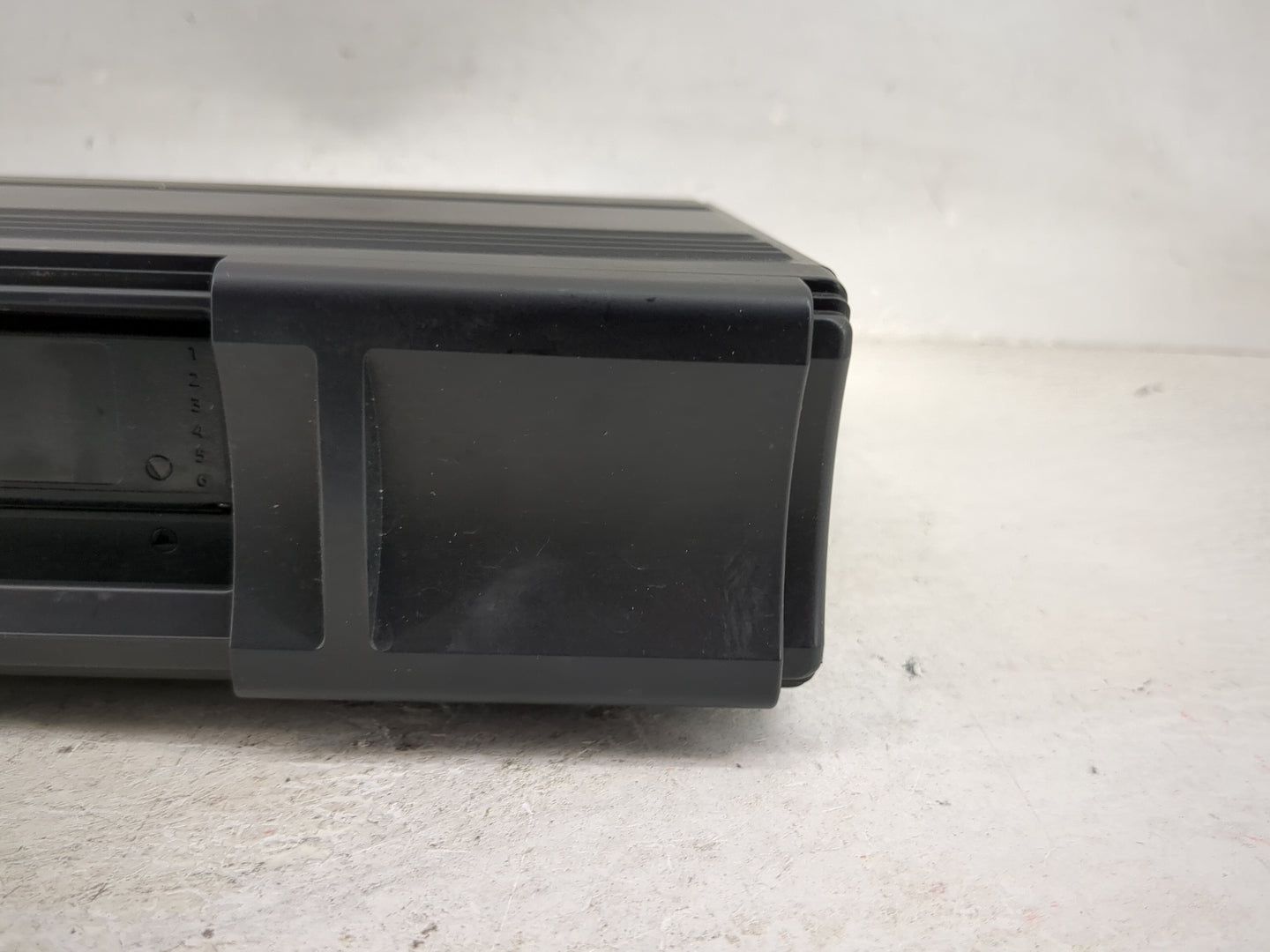 2007-2008 Infiniti G35 Radio Cd Changer 28184jk60a|pp-2475d|296-6077-05 - Oemusedautoparts1.com