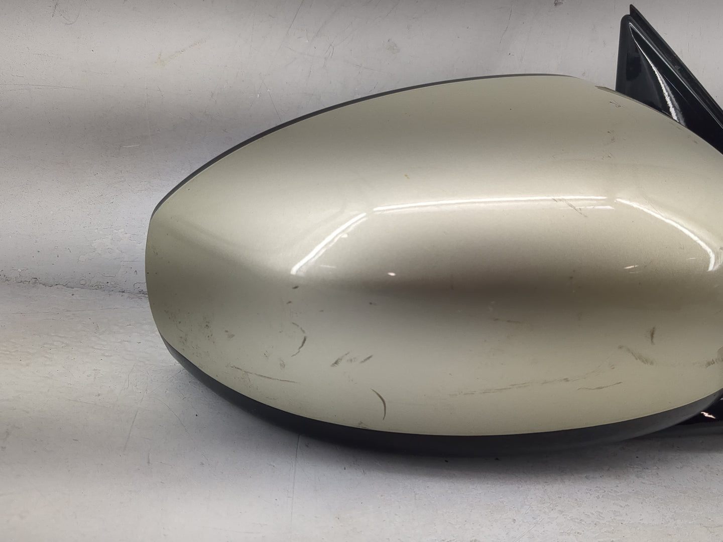 2007-2008 Infiniti G35 Passenger Side View Mirror - Right Door Mirror OEM Used - Oemusedautoparts1.com