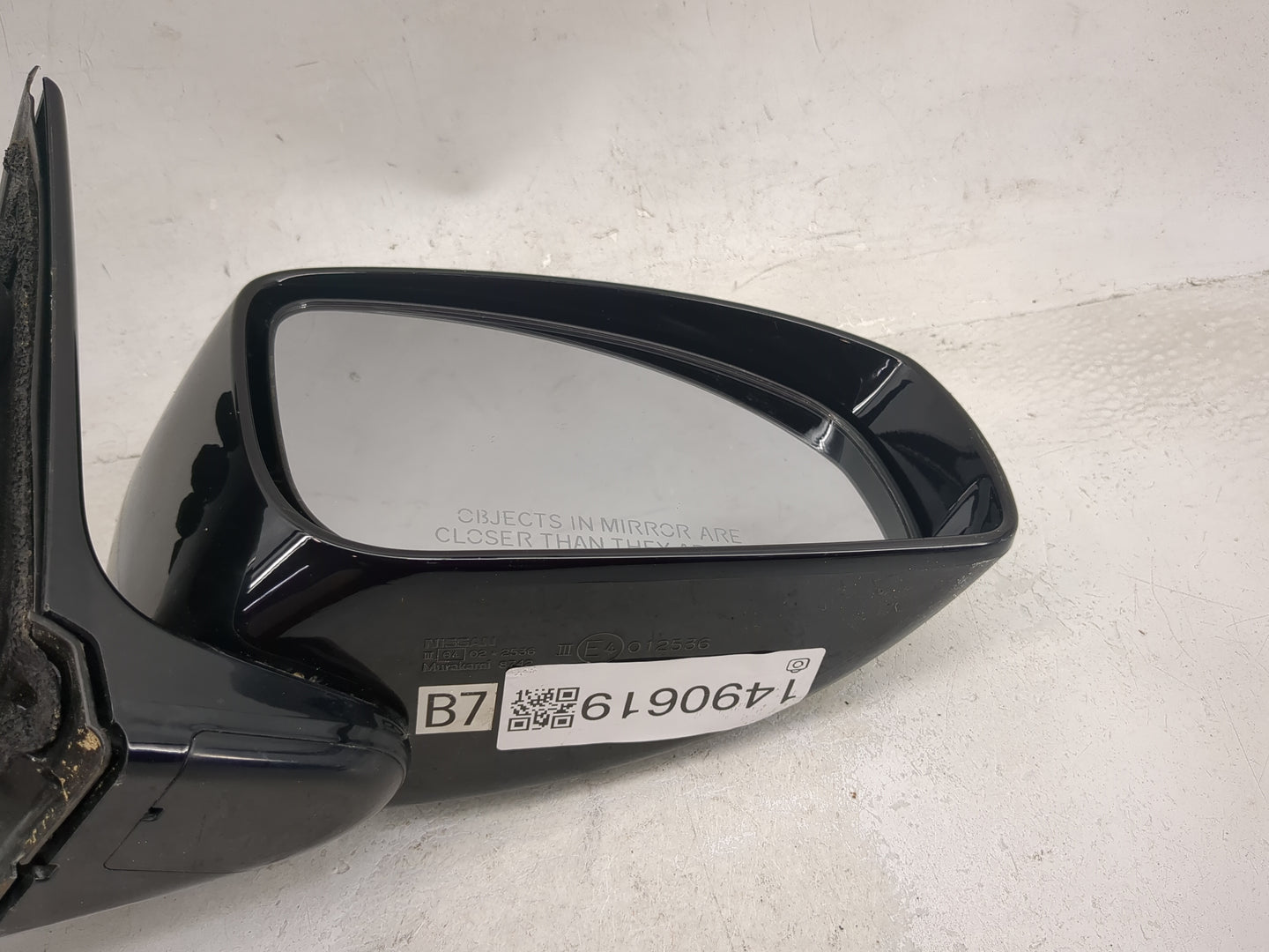 2007-2008 Infiniti G35 Passenger Side View Mirror - Right Door Mirror OEM Used - Oemusedautoparts1.com