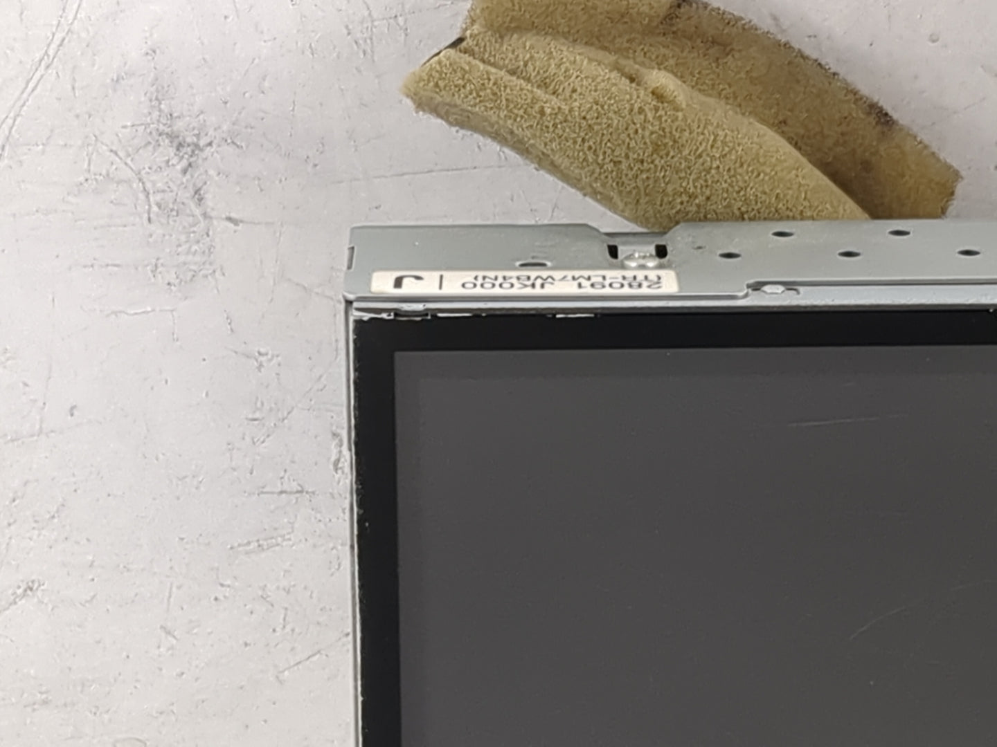 2007-2008 Infiniti G35 Information Display Screen 1494999 - Oemusedautoparts1.com