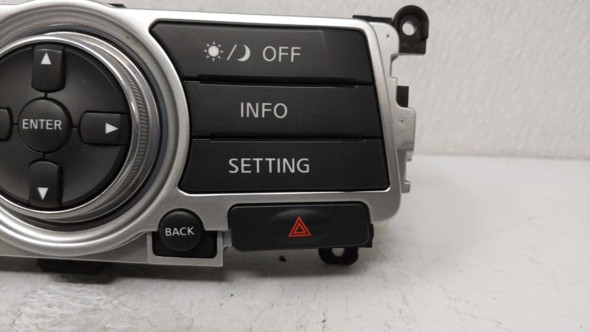 2007-2008 Infiniti G35 Information Radio Display Screen - Oemusedautoparts1.com