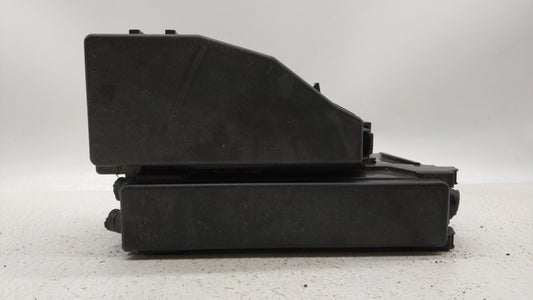 2007-2008 Infiniti G35 Fusebox Fuse Box Panel Relay Module P/N:24381 7990A 284B7JK00A Fits Fits 2007 2008 OEM Used Auto Part