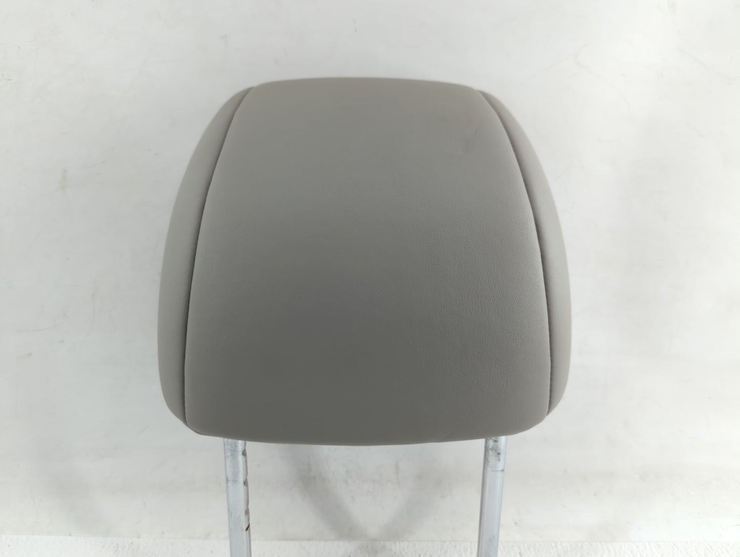 2007-2008 Infiniti G35 Headrest Head Rest Rear Seat Fits Fits 2007 2008 OEM Used Auto Parts - Oemusedautoparts1.com