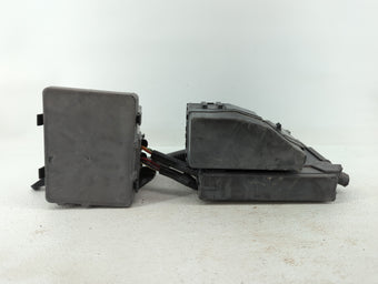 compare product 2007-2008 Infiniti G35 Fusebox Fuse Box Panel Relay Module P/N:24381 7990A 284B7JK00A Fits Fits 2007 2008 OEM Used Auto Parts
