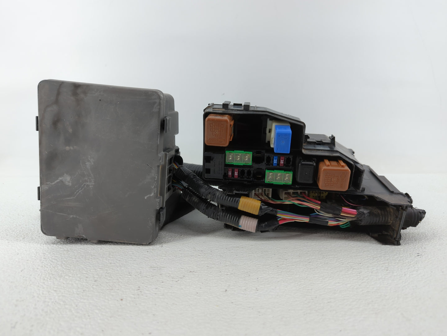 2007-2008 Infiniti G35 Fusebox Fuse Box Panel Relay Module P/N:24381 7990A 284B7JK00A Fits Fits 2007 2008 OEM Used Auto Part