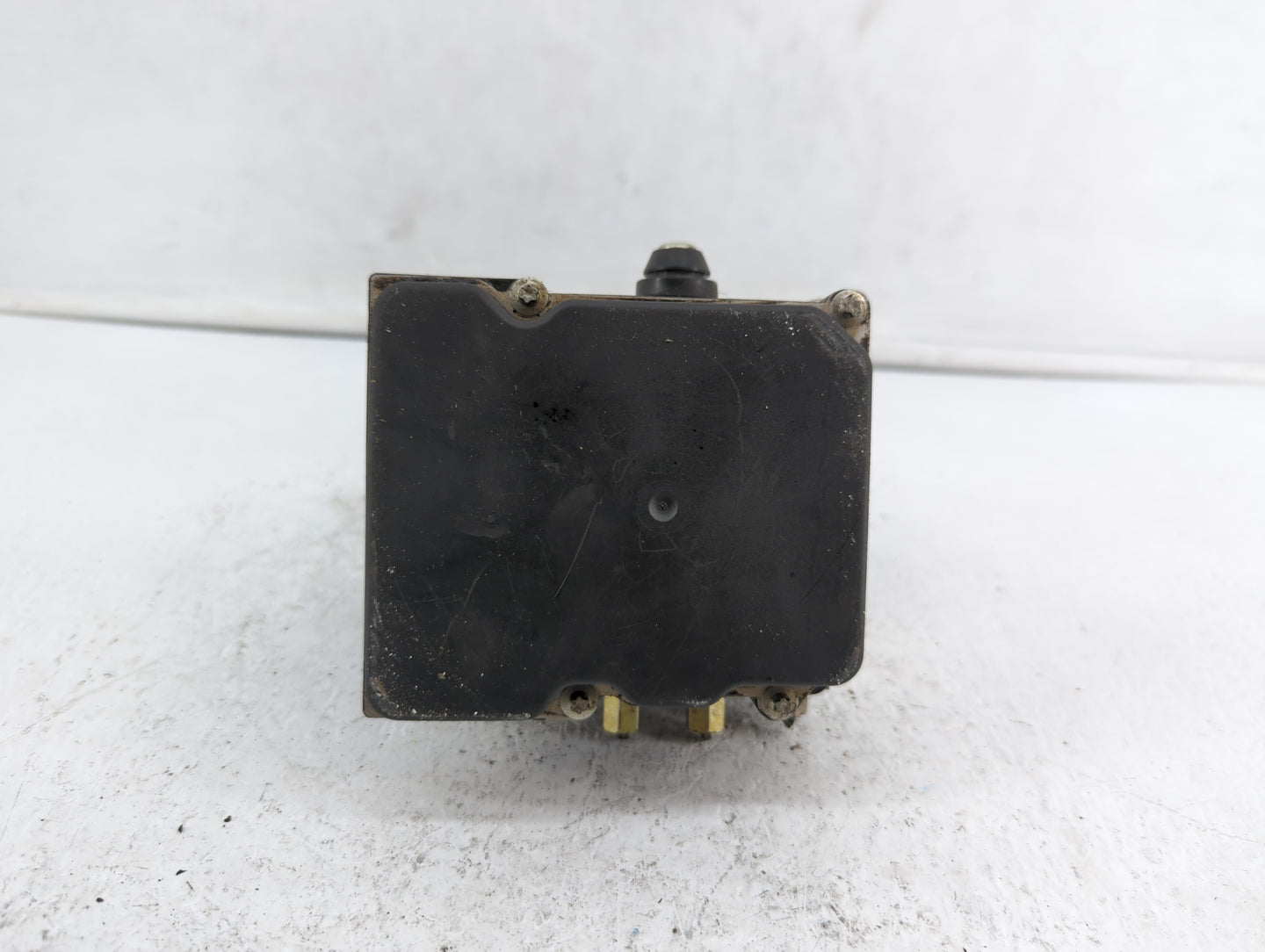 2007-2008 Infiniti G35 ABS Pump Control Module Replacement P/N:47660 JK10B 47660 JK10A Fits Fits 2007 2008 OEM Used Auto Par