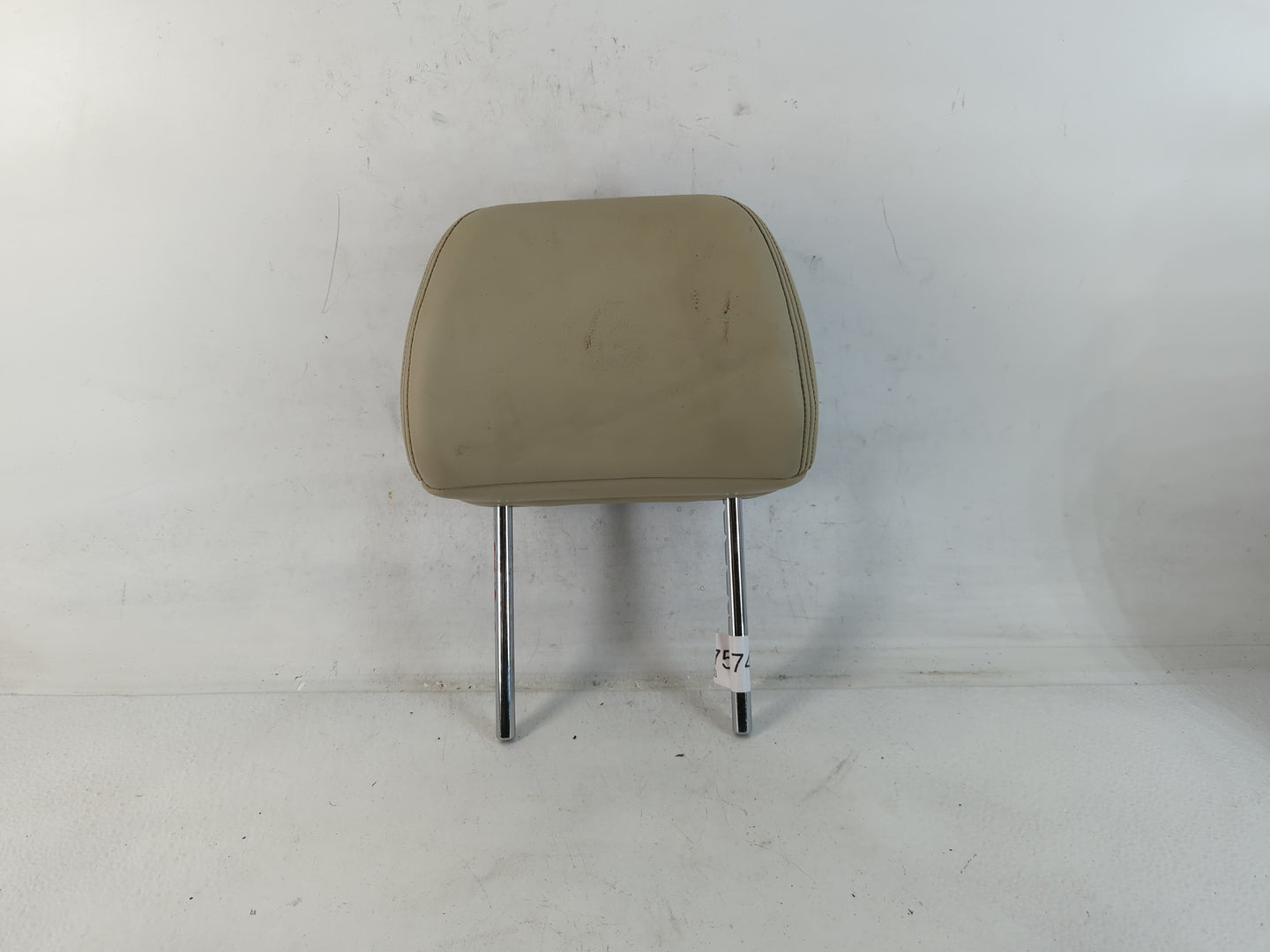 2007 Infiniti G35 Headrest Head Rest Front Driver Passenger Seat Fits OEM Used Auto Parts - Oemusedautoparts1.com