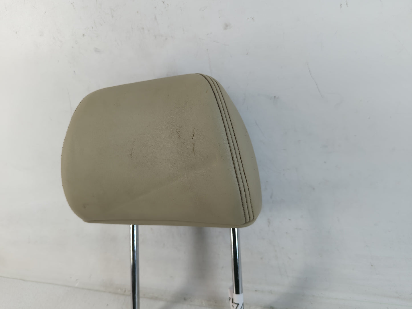 2007 Infiniti G35 Headrest Head Rest Front Driver Passenger Seat Fits OEM Used Auto Parts - Oemusedautoparts1.com