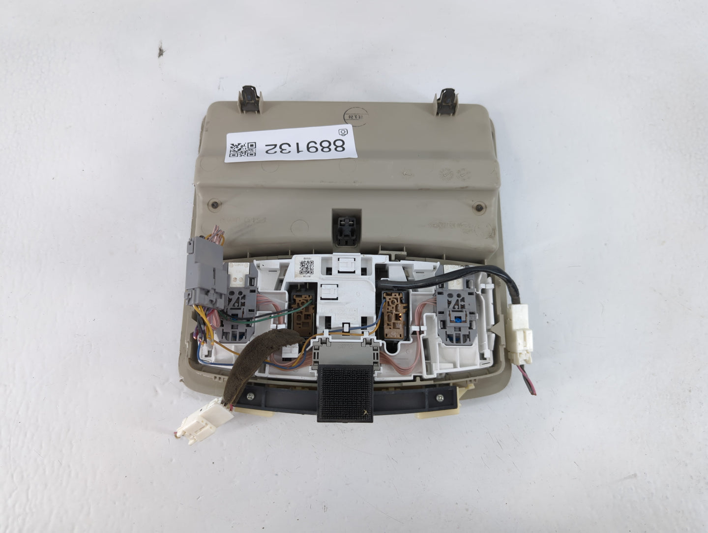 2007 Infiniti G35 Overhead Roof Console - Oemusedautoparts1.com