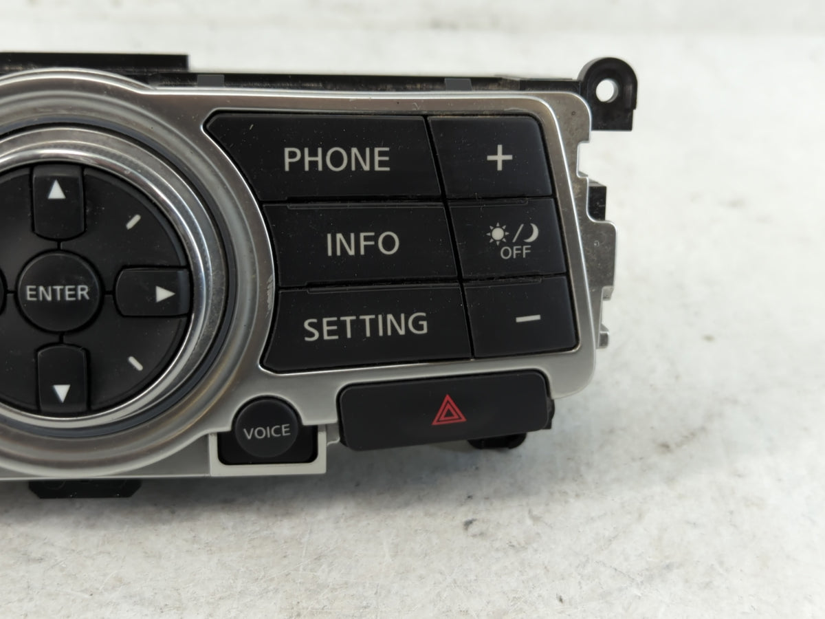 2007-2007 Infiniti G35 Information Radio Display Screen - Oemusedautoparts1.com