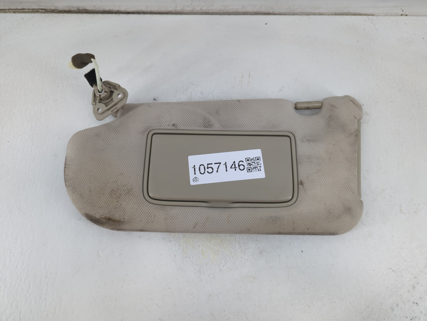 2006-2010 Infiniti M35 Sun Visor Shade Replacement Driver Left Mirror Fits Fits 2006 2007 2008 2009 2010 OEM Used Auto Parts
