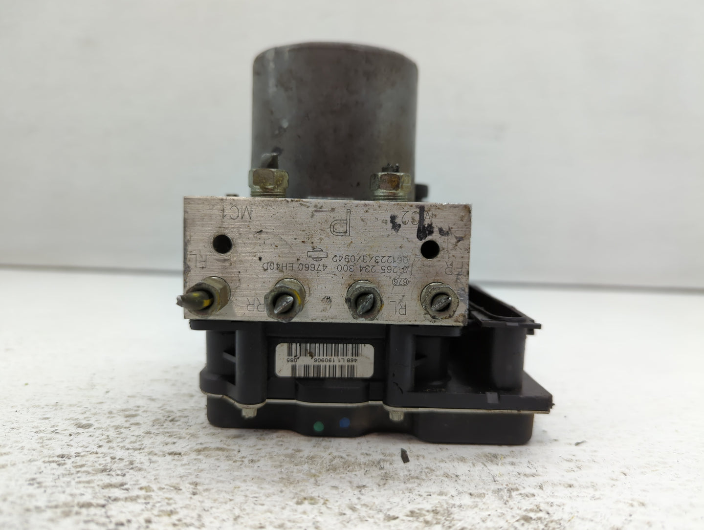 2006-2007 Infiniti M35 ABS Pump Control Module Replacement P/N:47660 EH40D Fits Fits 2006 2007 OEM Used Auto Parts - Oemused