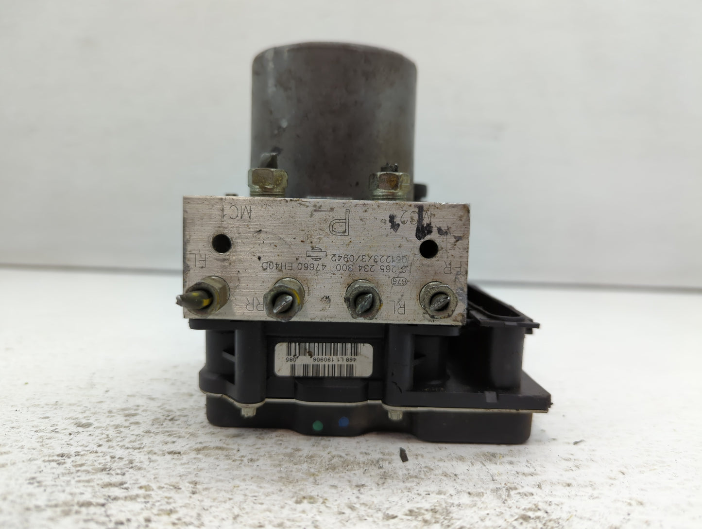 2006-2007 Infiniti M35 ABS Pump Control Module Replacement P/N:47660 EH40D Fits Fits 2006 2007 OEM Used Auto Parts - Oemused