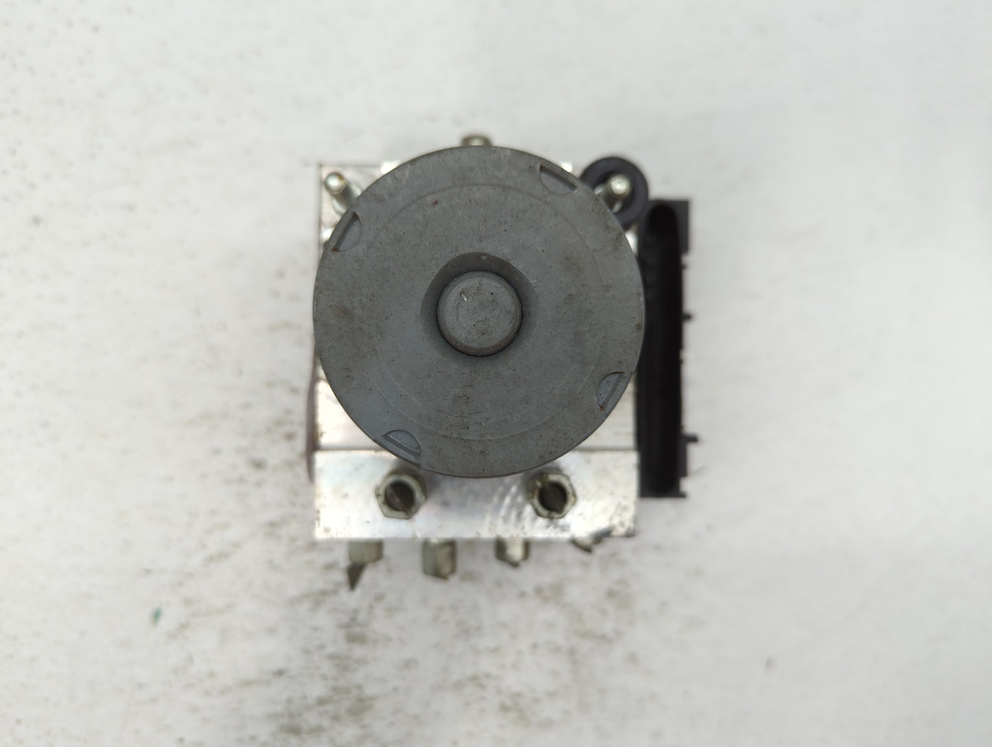 2006-2007 Infiniti M35 ABS Pump Control Module Replacement P/N:47660 EH40D Fits Fits 2006 2007 OEM Used Auto Parts - Oemused