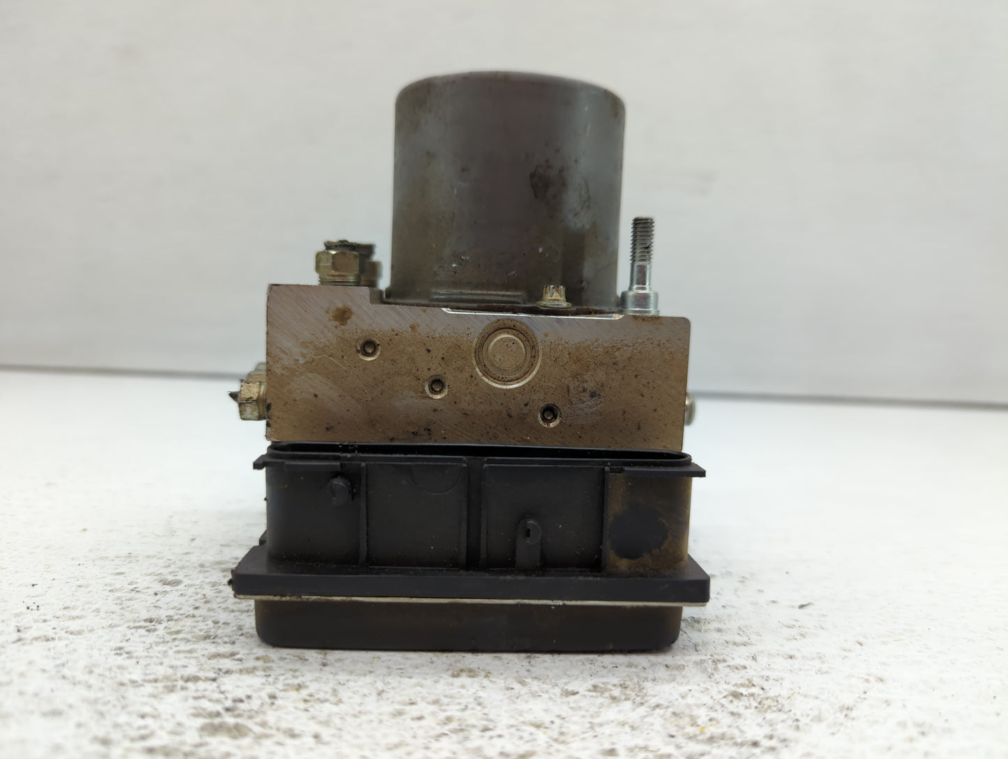 2006-2007 Infiniti M35 ABS Pump Control Module Replacement P/N:47660 EH40D Fits Fits 2006 2007 OEM Used Auto Parts - Oemused