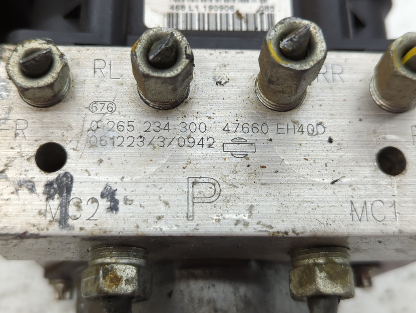 2006-2007 Infiniti M35 ABS Pump Control Module Replacement P/N:47660 EH40D Fits Fits 2006 2007 OEM Used Auto Parts - Oemused