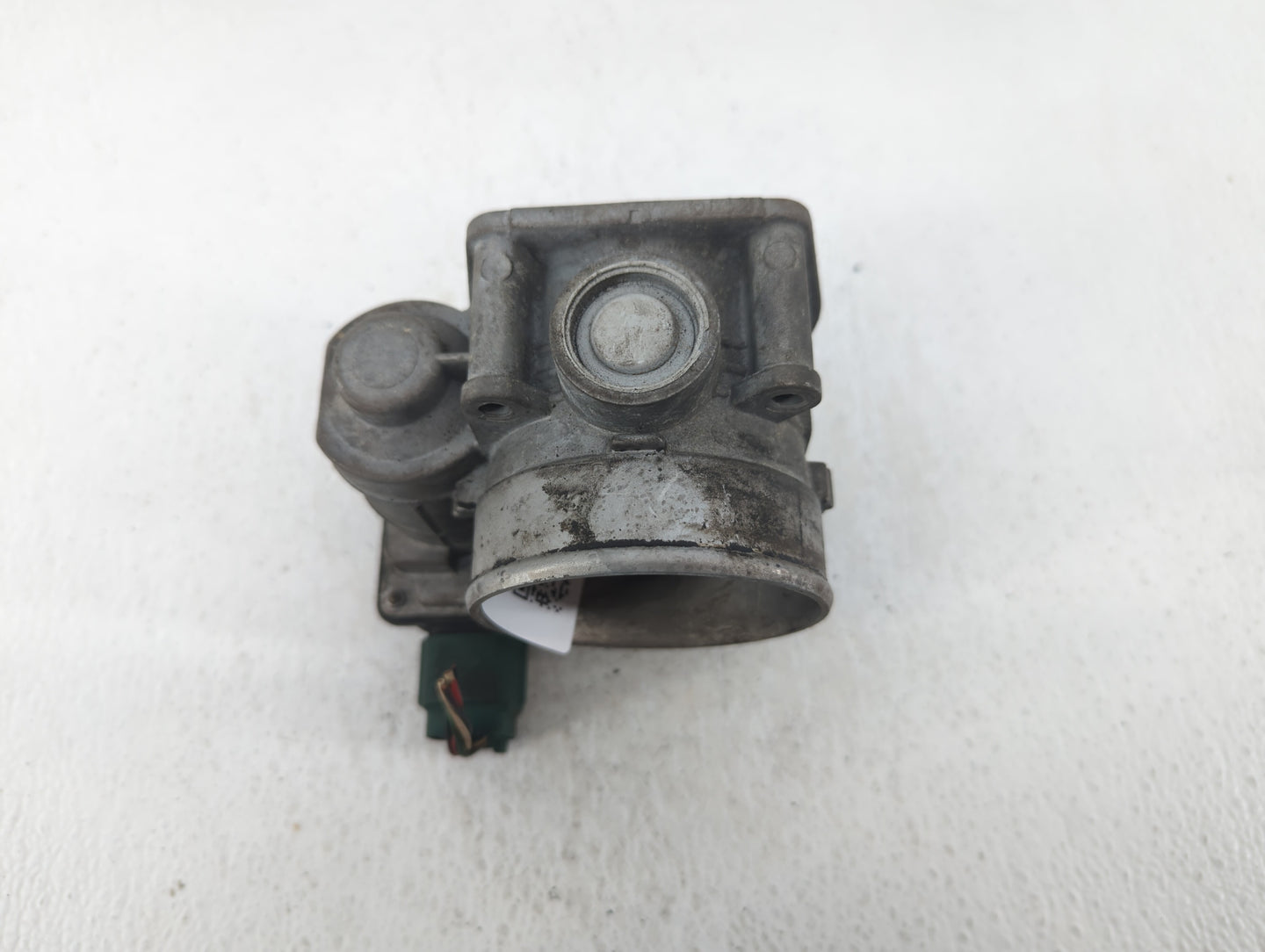 2006-2008 Infiniti M35 Throttle Body P/N:RME70-6 Fits Fits 2006 2007 2008 2009 OEM Used Auto Parts - Oemusedautoparts1.com