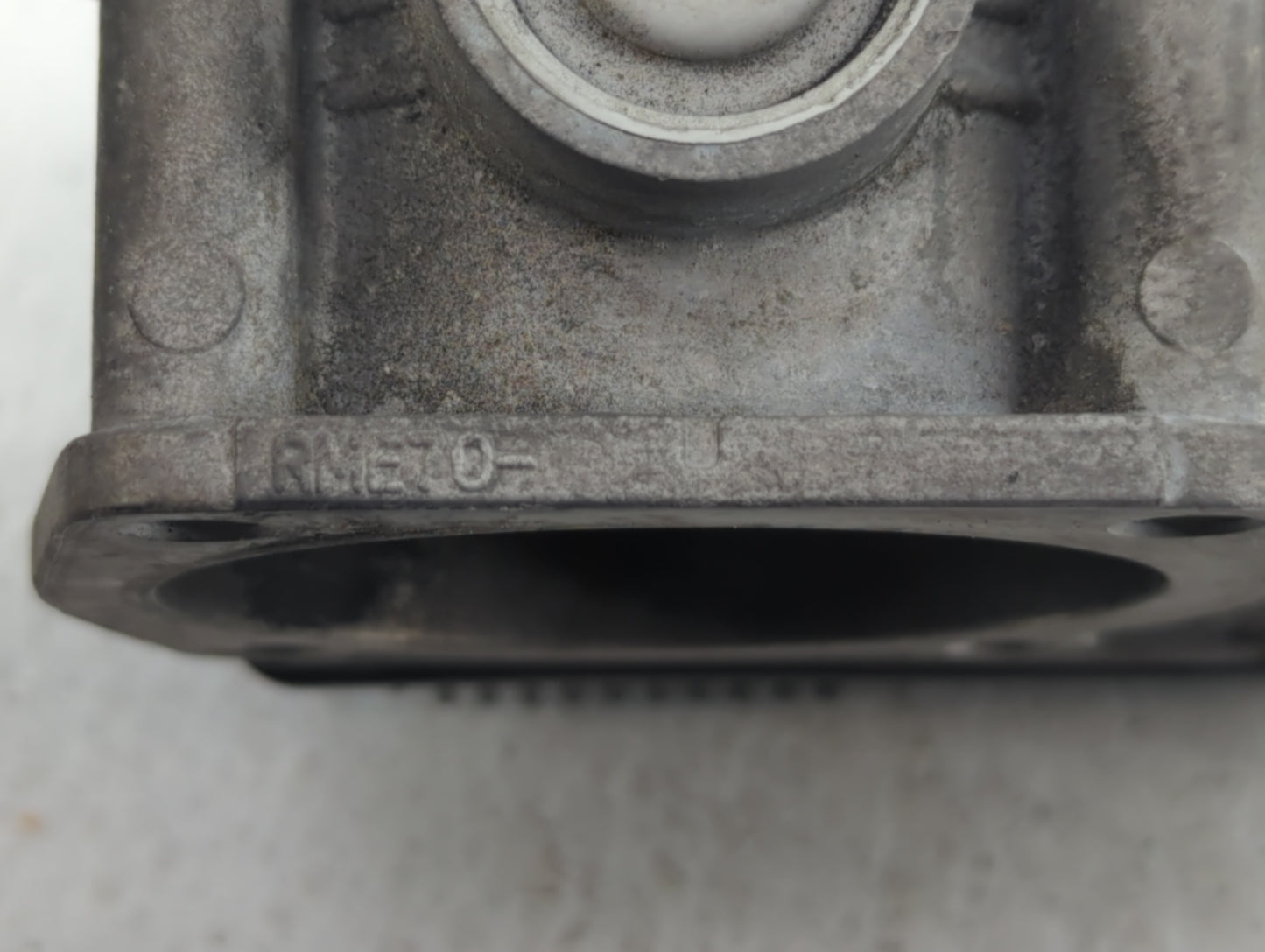 2006-2008 Infiniti M35 Throttle Body P/N:RME70-6 Fits Fits 2006 2007 2008 2009 OEM Used Auto Parts - Oemusedautoparts1.com