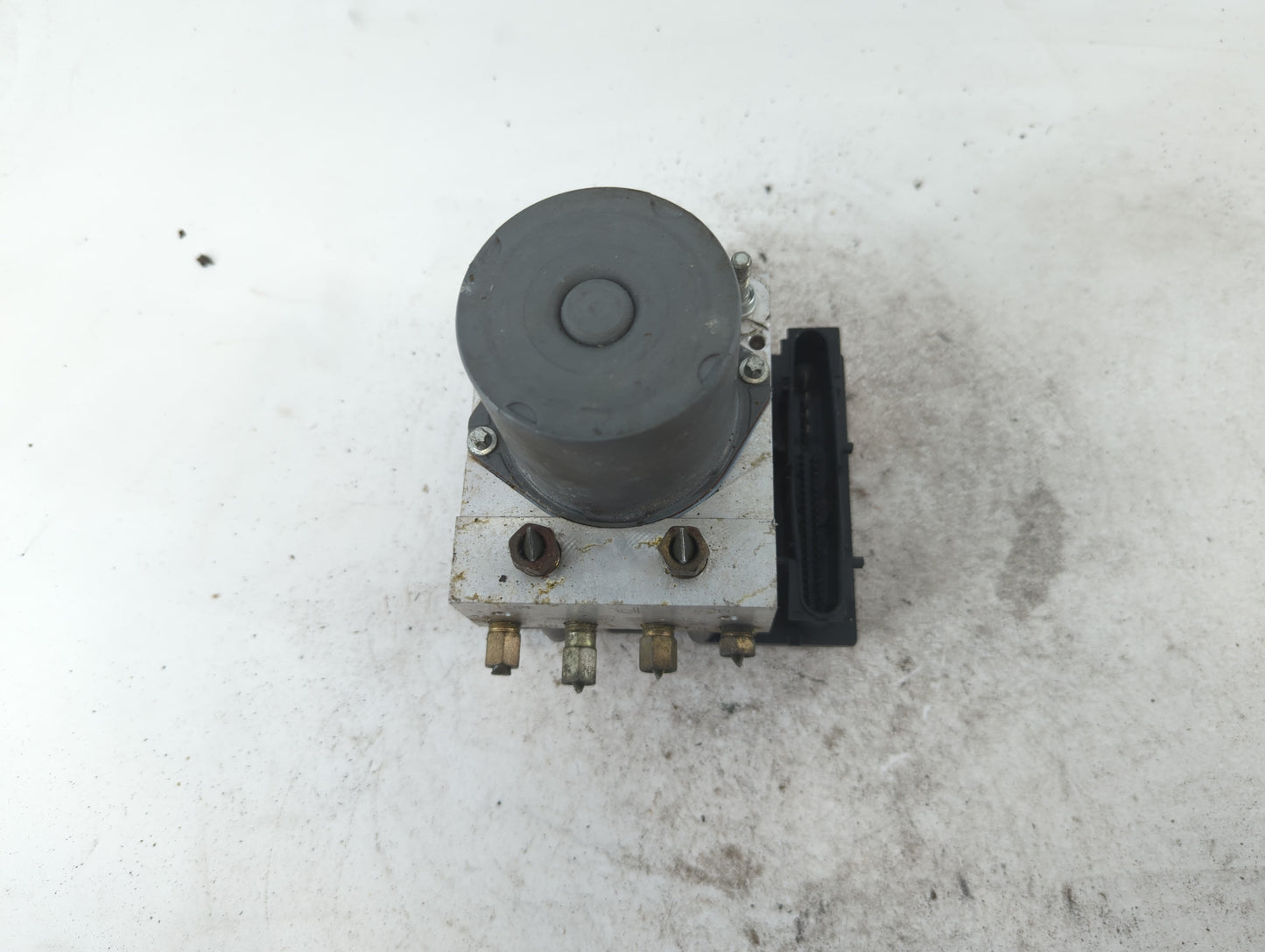 2006-2007 Infiniti M35 ABS Pump Control Module Replacement P/N:47660 EH40D Fits Fits 2006 2007 OEM Used Auto Parts - Oemused