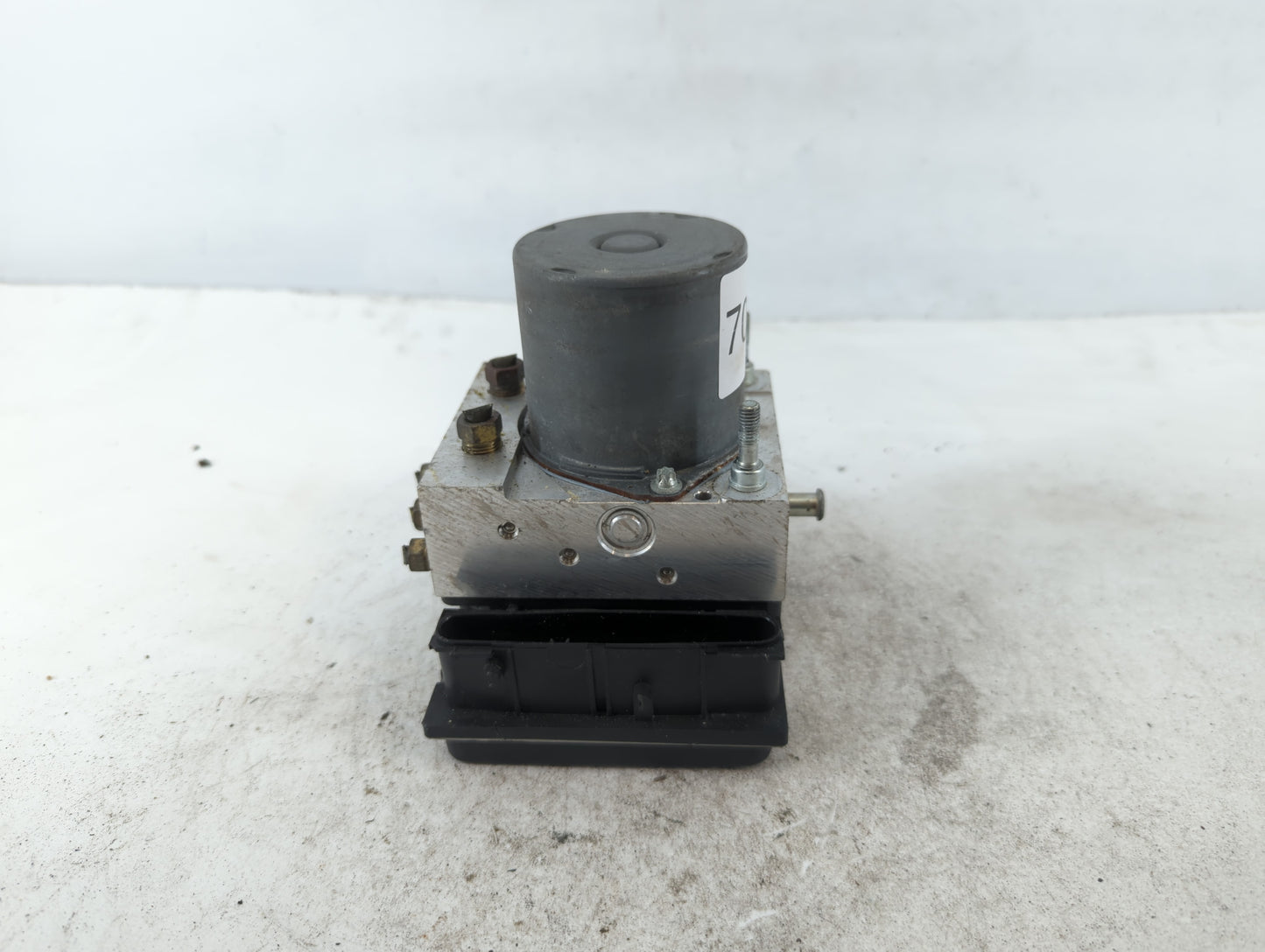 2006-2007 Infiniti M35 ABS Pump Control Module Replacement P/N:47660 EH40D Fits Fits 2006 2007 OEM Used Auto Parts - Oemused