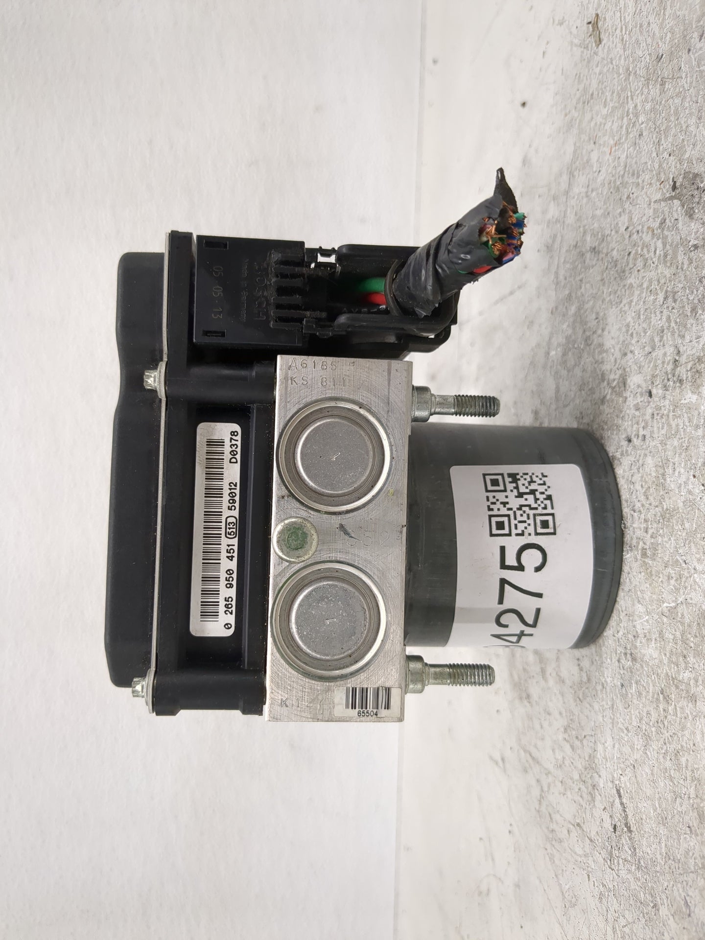 2006-2007 Infiniti M45 ABS Pump Control Module Replacement P/N:0 265 950 451 27534AG16A Fits Fits 2006 2007 OEM Used Auto Pa