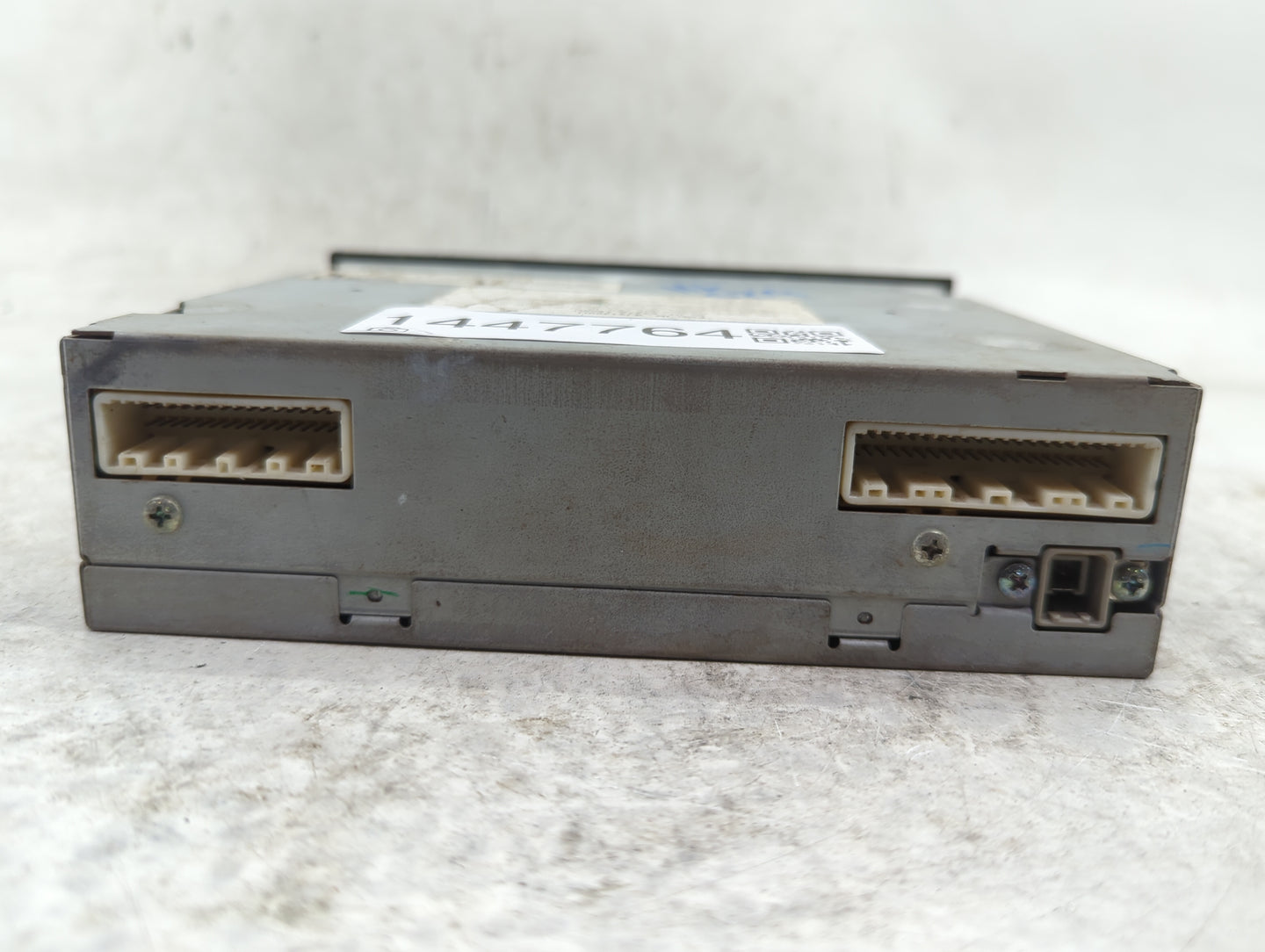 2006-2007 Infiniti M45 Radio AM FM Cd Player Receiver Replacement P/N:SJ21200U 5427A-1200U, 25915 EJ36C Fits Fits 2006 2007 
