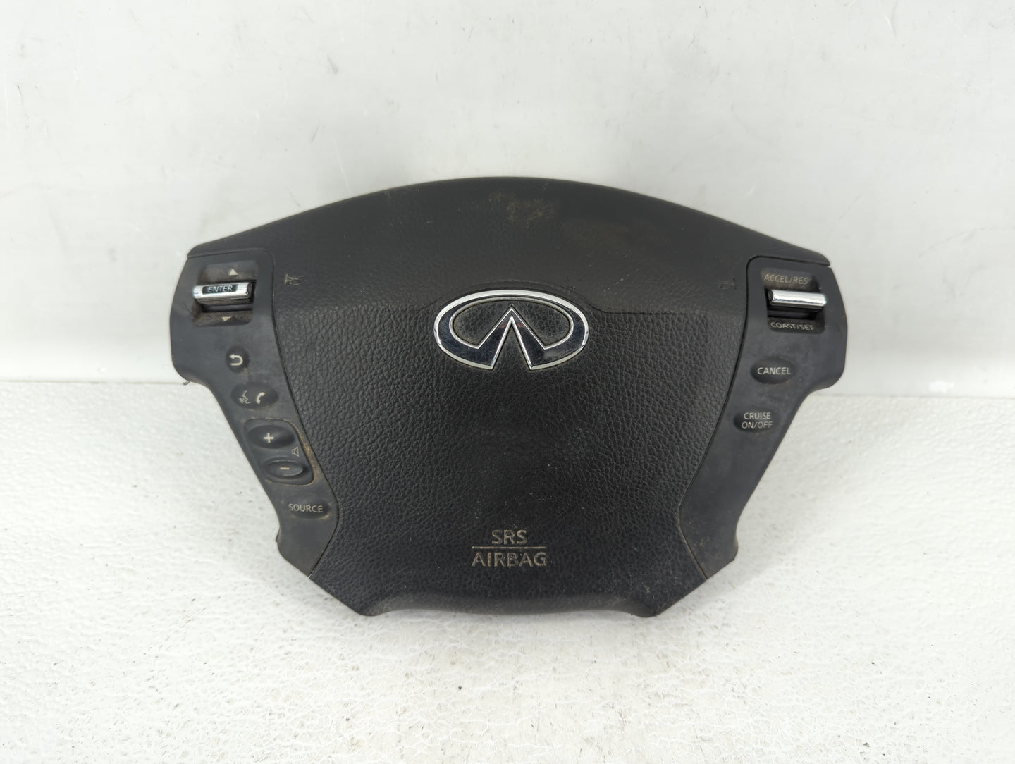 2007 Infiniti M45 Air Bag Driver Left Steering Wheel Mounted Fits OEM Used Auto Parts - Oemusedautoparts1.com