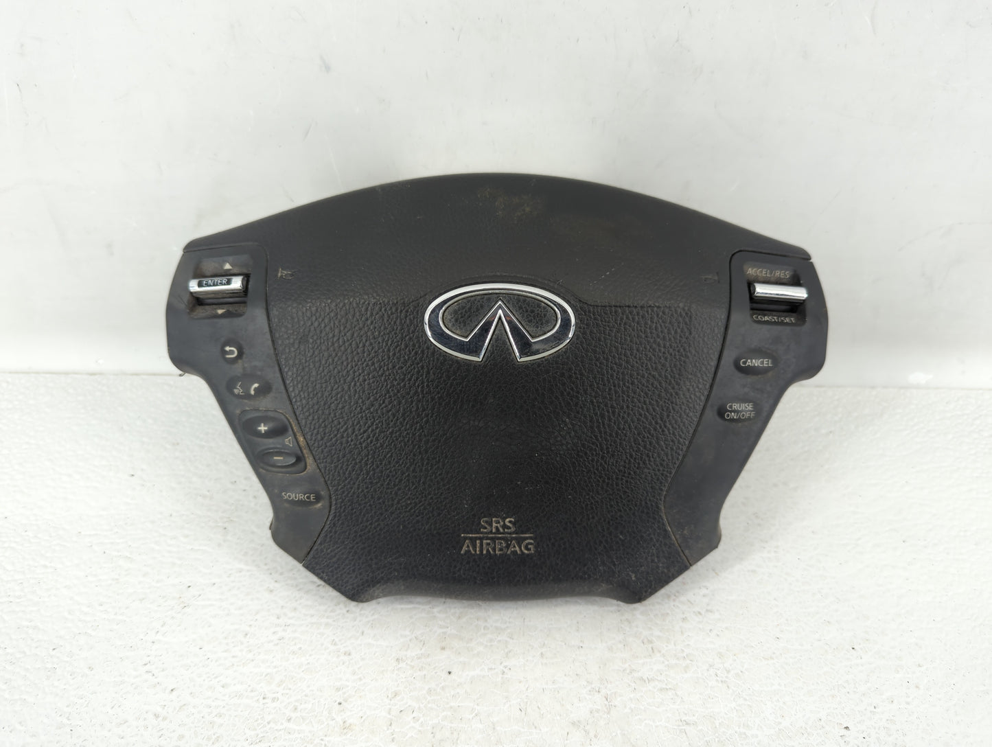 2007 Infiniti M45 Air Bag Driver Left Steering Wheel Mounted Fits OEM Used Auto Parts - Oemusedautoparts1.com