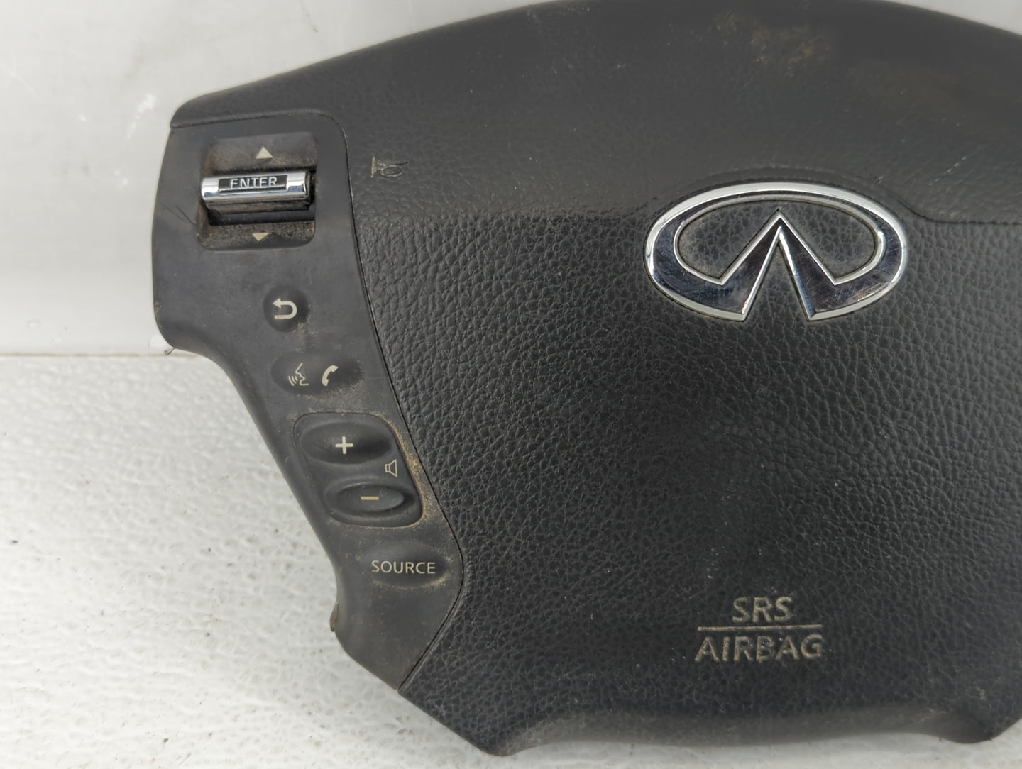 2007 Infiniti M45 Air Bag Driver Left Steering Wheel Mounted Fits OEM Used Auto Parts - Oemusedautoparts1.com