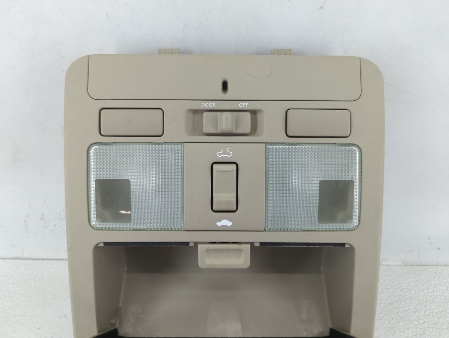 2007 Infiniti M45 Overhead Roof Console - Oemusedautoparts1.com