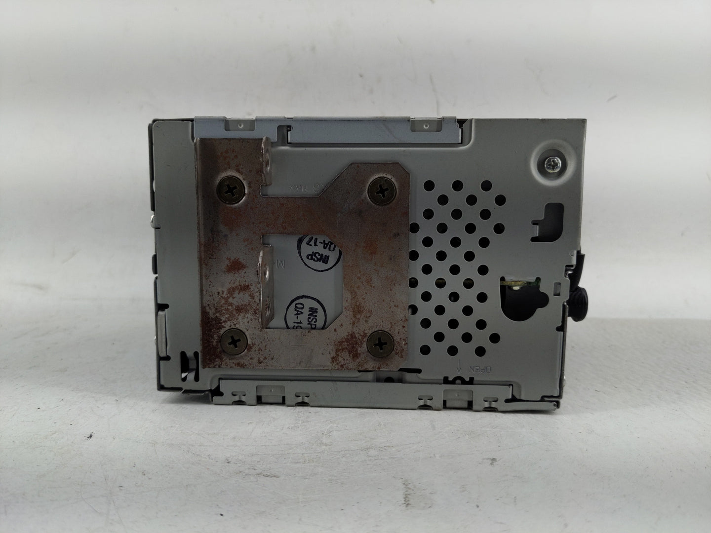 2007 Infiniti Qx56 Radio AM FM Cd Player Receiver Replacement P/N:28185 ZE30A Fits OEM Used Auto Parts - Oemusedautoparts1.c