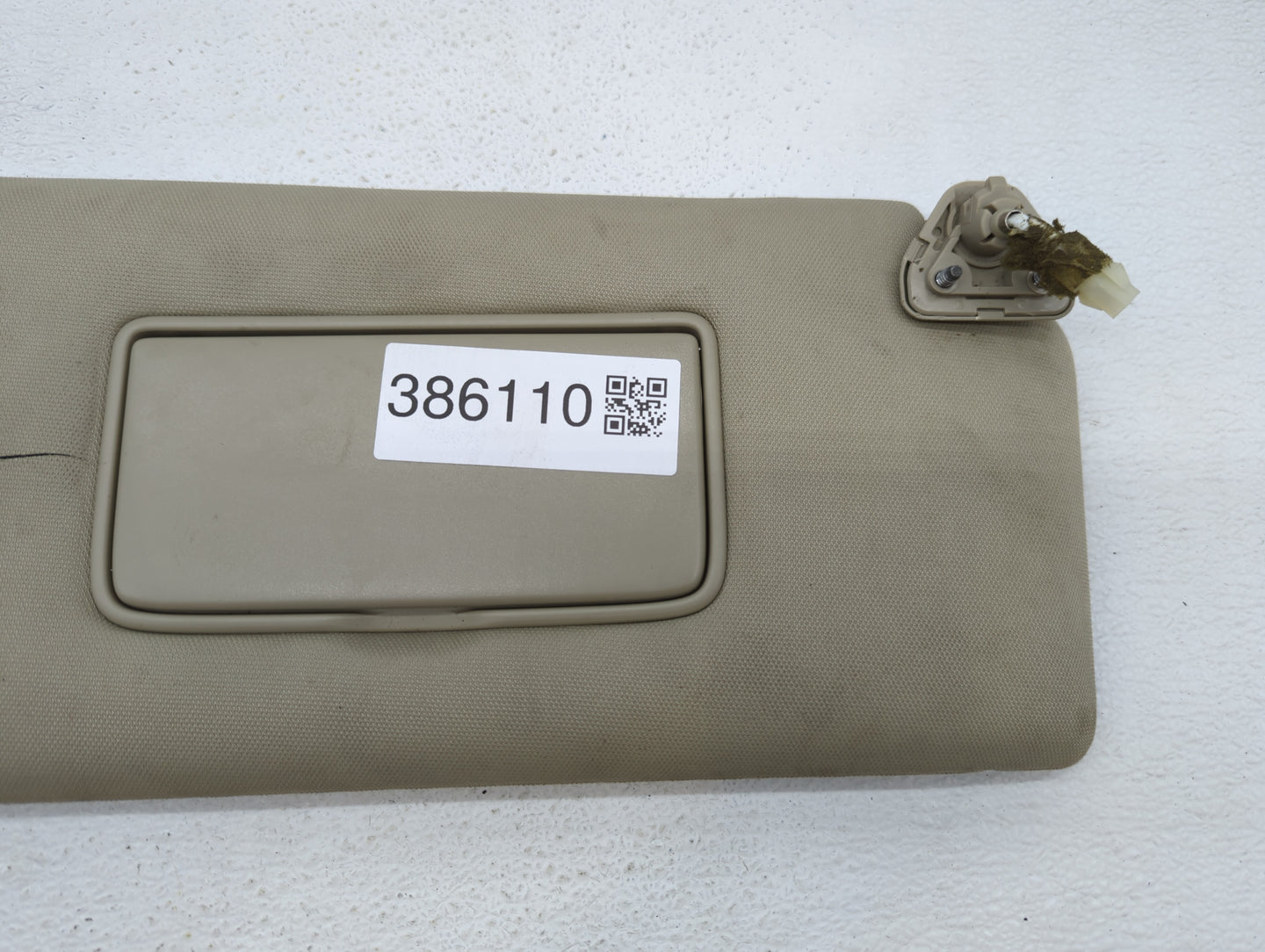 2004-2010 Infiniti Qx56 Sun Visor Shade Replacement Passenger Right Mirror Fits OEM Used Auto Parts - Oemusedautoparts1.com
