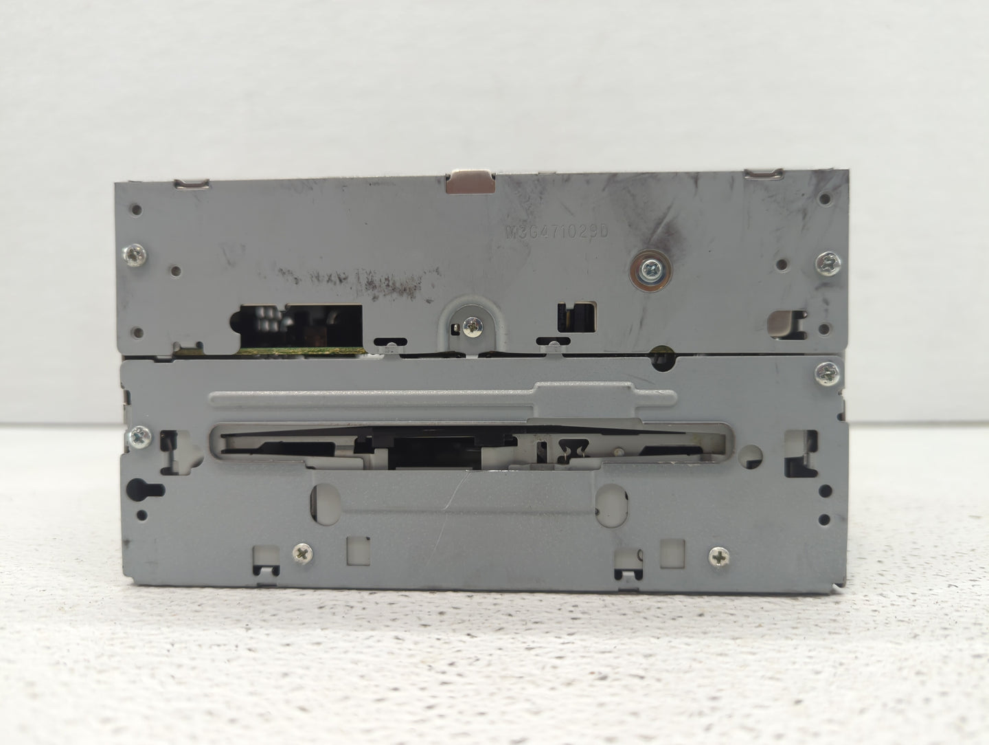 2007-2007 Infiniti Qx56 Am Fm Cd Player Radio Receiver - Oemusedautoparts1.com