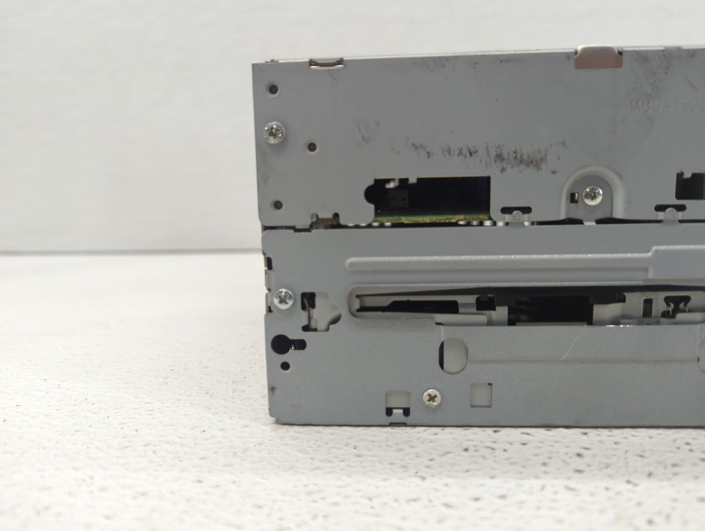 2007-2007 Infiniti Qx56 Am Fm Cd Player Radio Receiver - Oemusedautoparts1.com