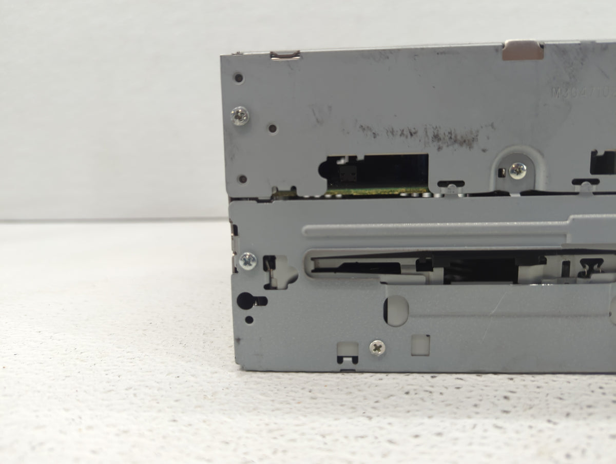 2007-2007 Infiniti Qx56 Am Fm Cd Player Radio Receiver - Oemusedautoparts1.com